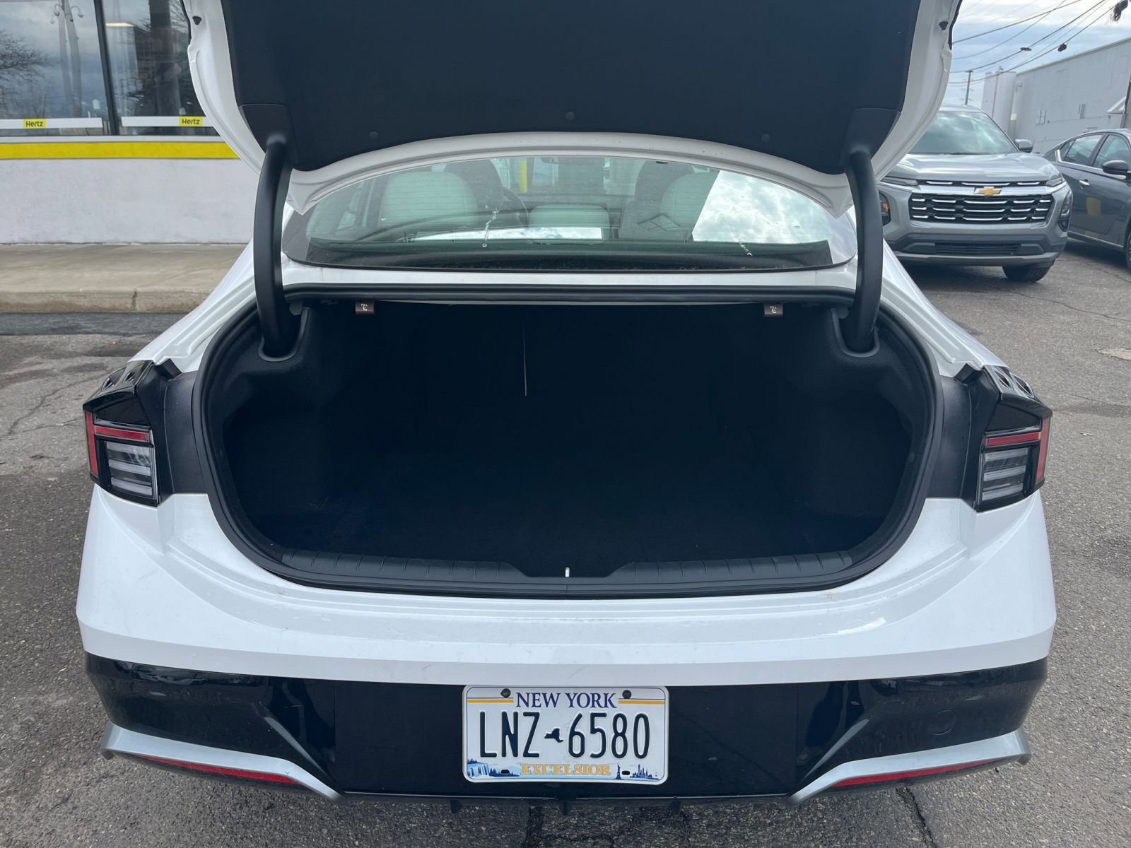 Thumbnail: 2025 Hyundai Sonata - 31