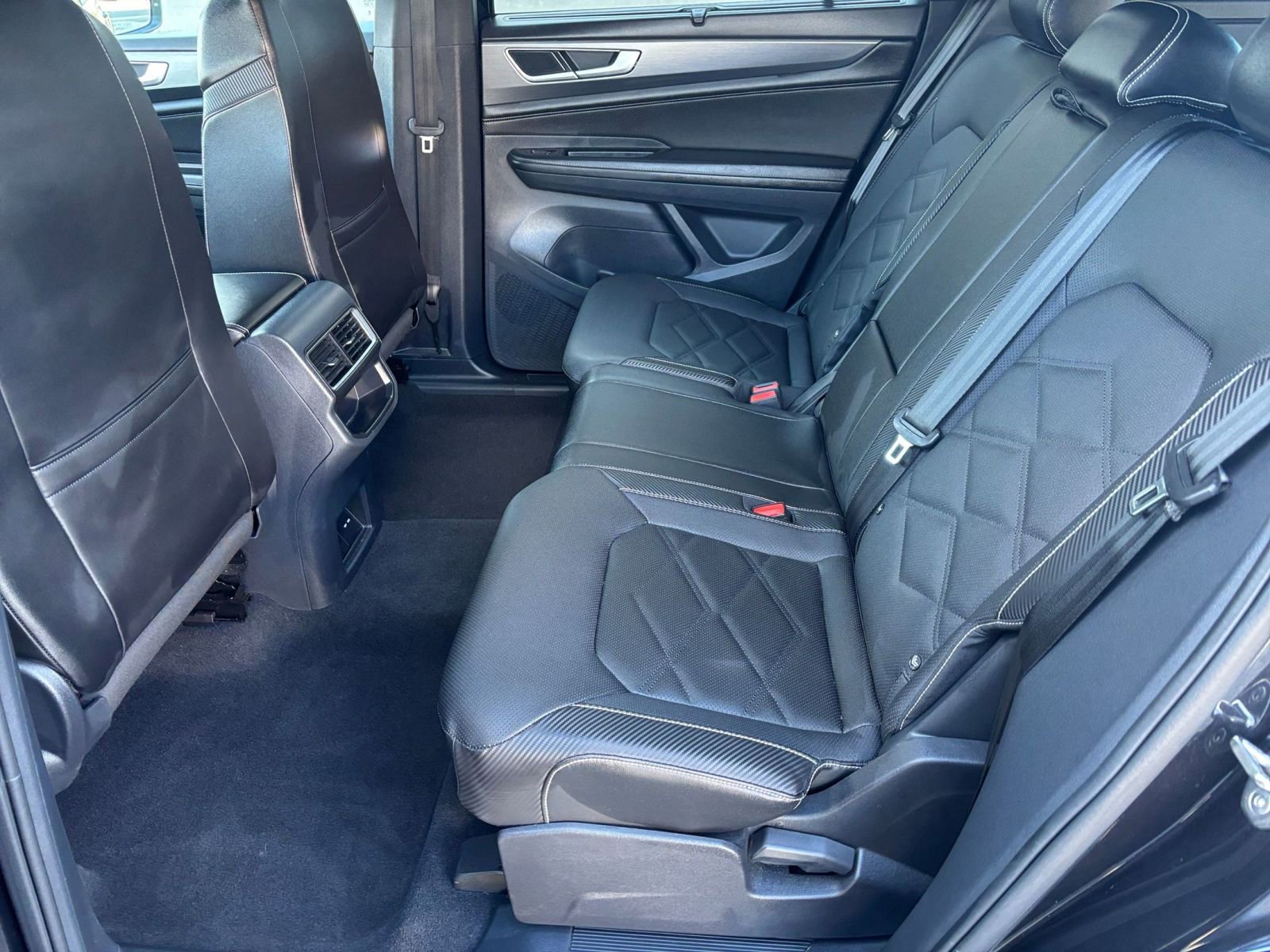 Thumbnail: 2025 Volkswagen Atlas - 22