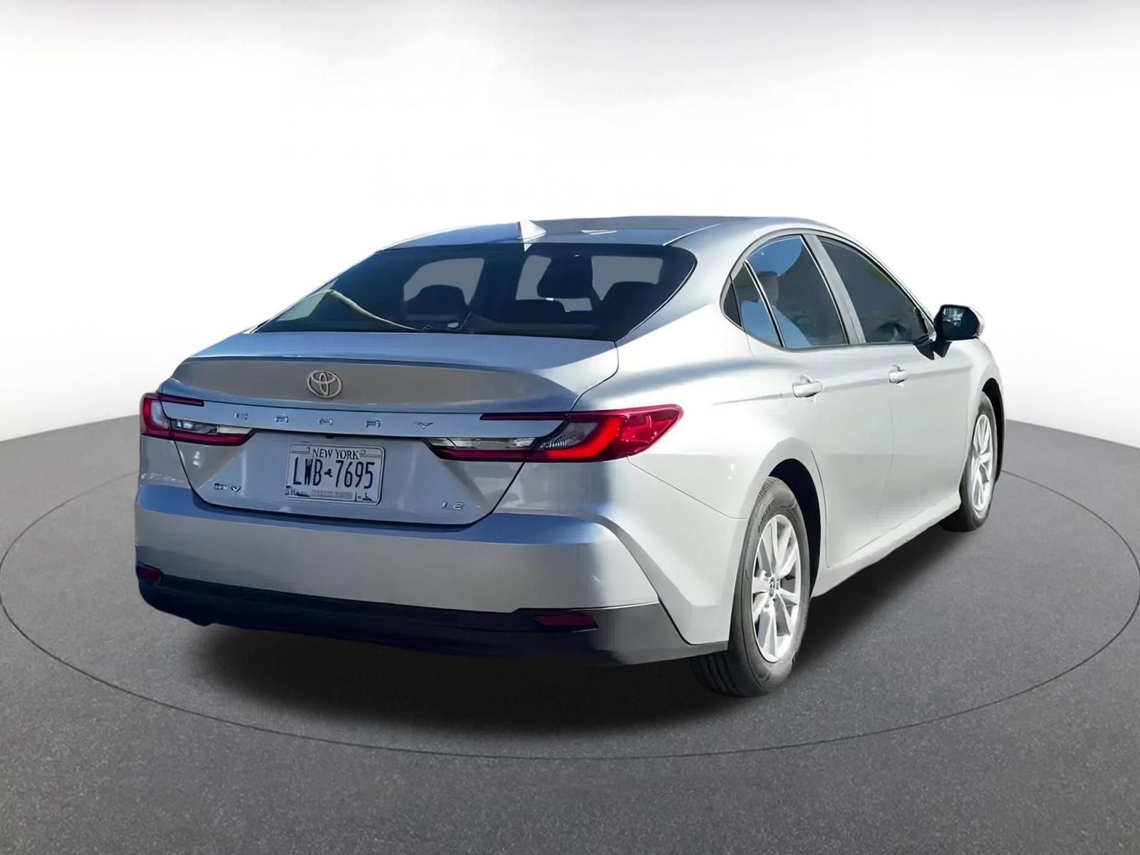 Thumbnail: 2025 Toyota Camry - 14