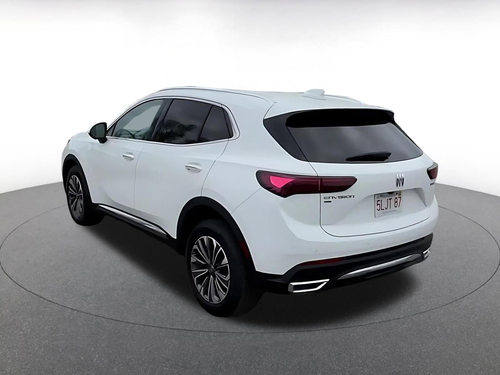 Thumbnail: 2024 Buick Envision - 11