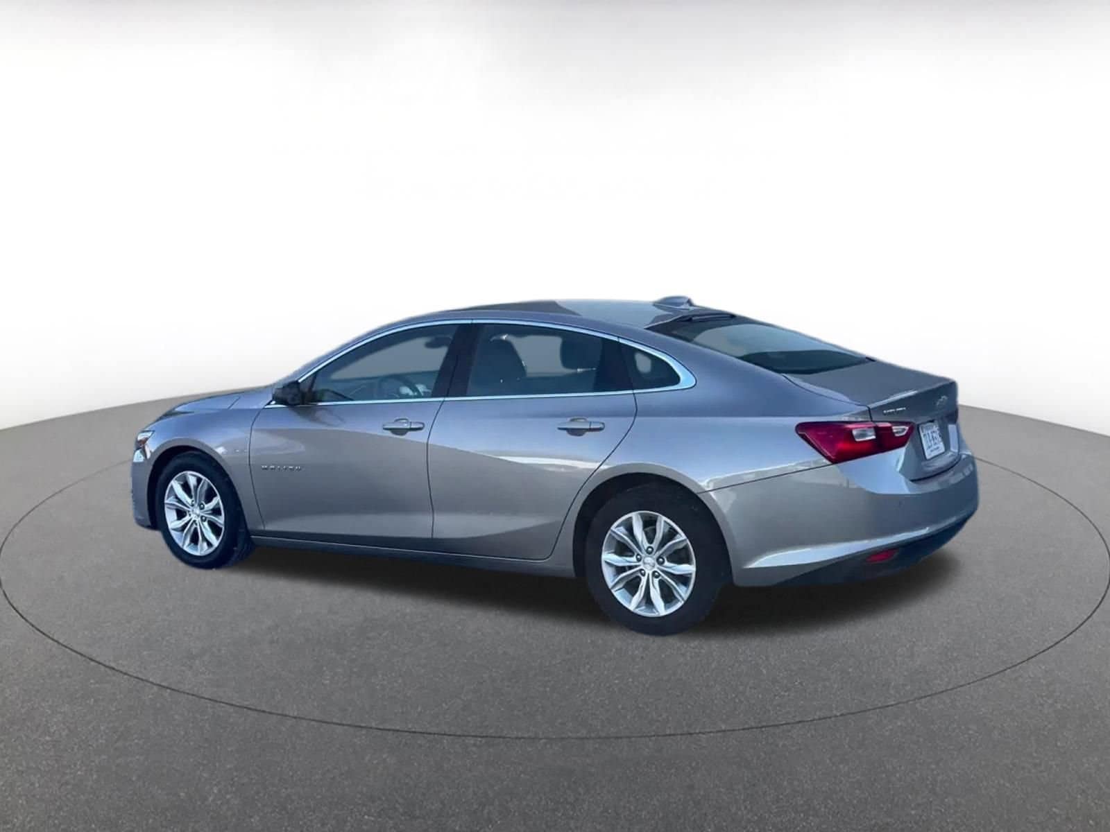 Thumbnail: 2024 Chevrolet Malibu - 10