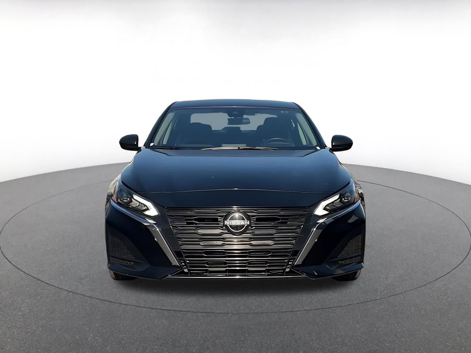 Thumbnail: 2025 Nissan Altima - 4