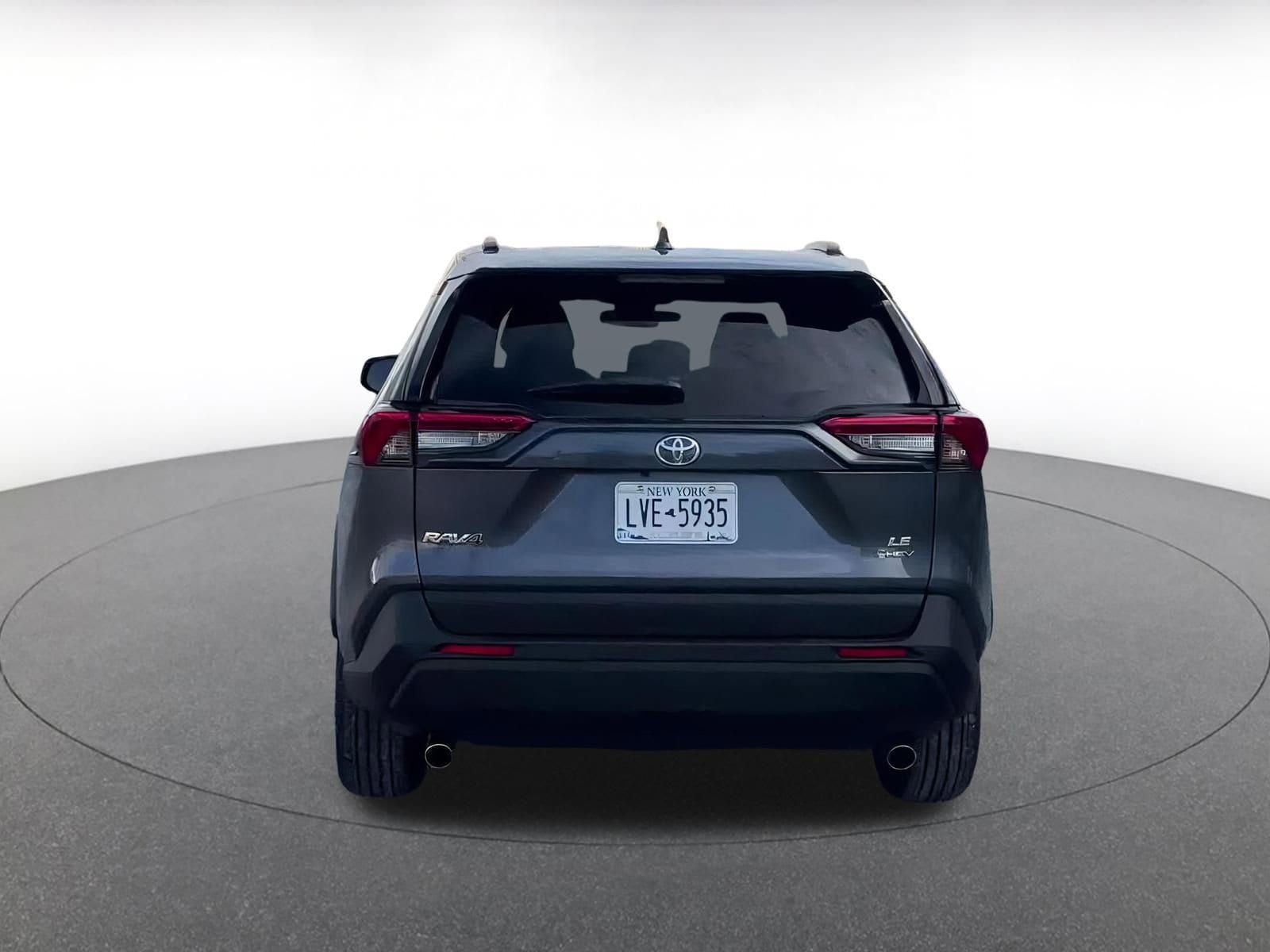 Thumbnail: 2025 Toyota RAV4 - 12