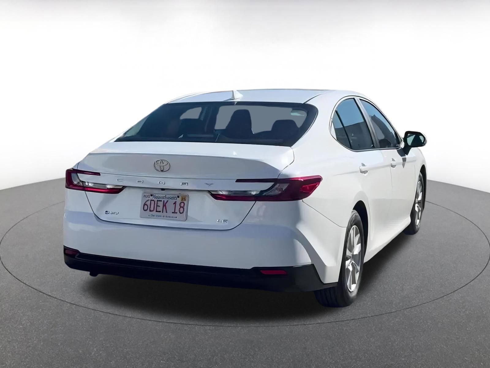 Thumbnail: 2025 Toyota Camry - 14