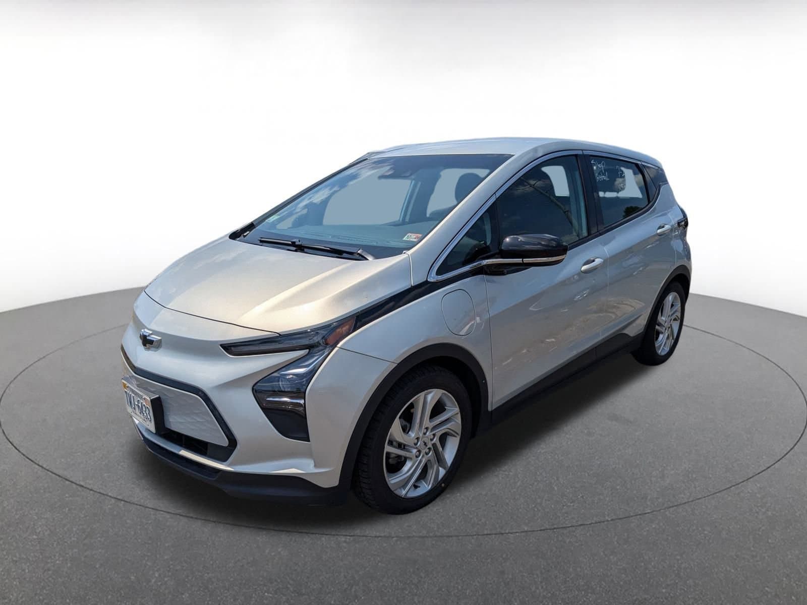 Thumbnail: 2023 Chevrolet Bolt EV - 3
