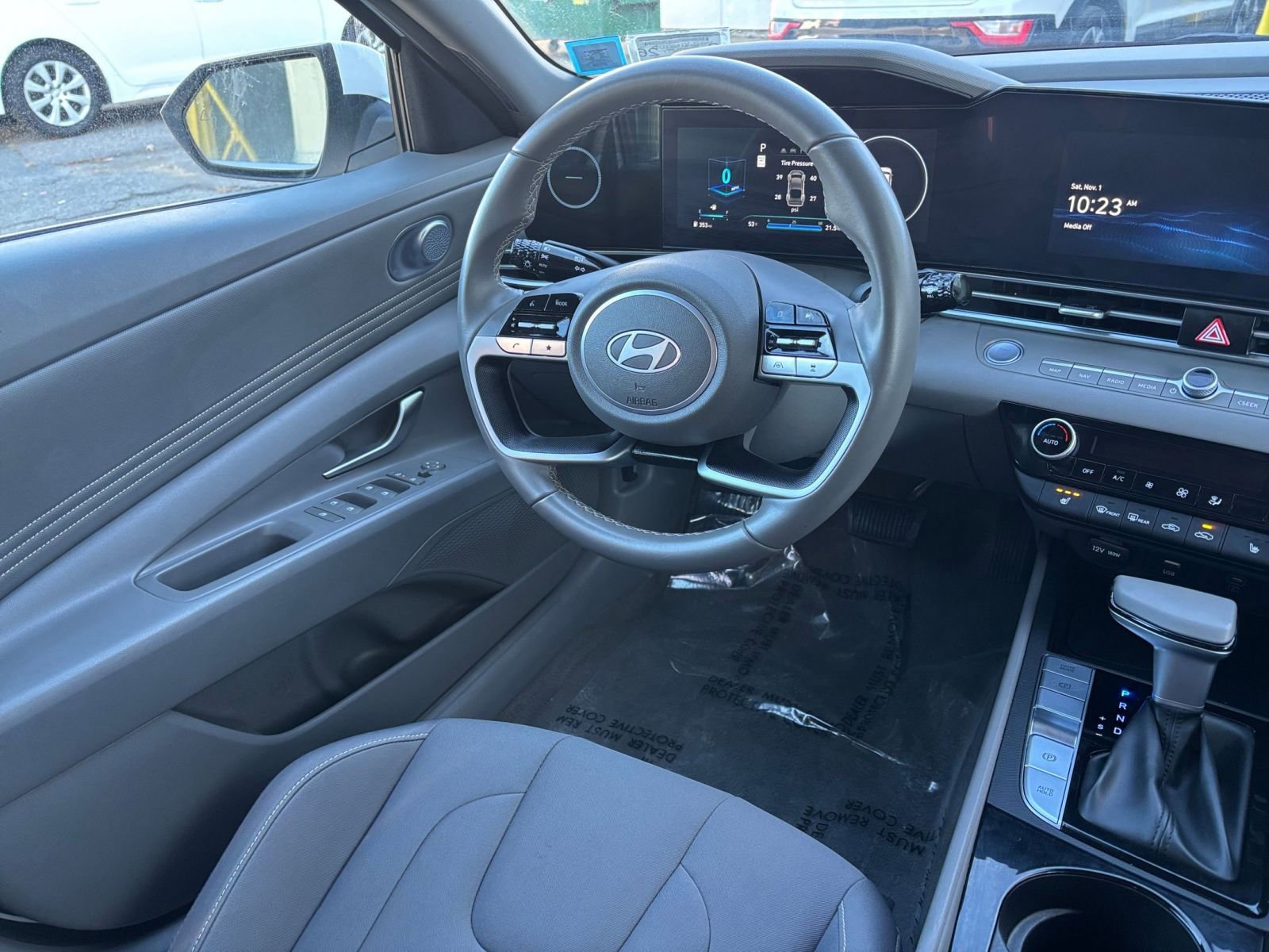 Thumbnail: 2025 Hyundai Elantra - 30