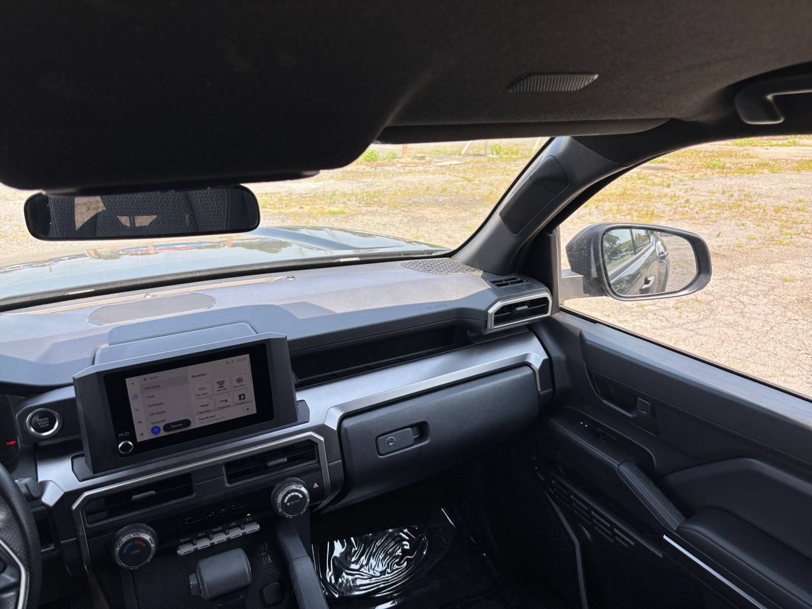 Thumbnail: 2025 Toyota 4Runner - 31