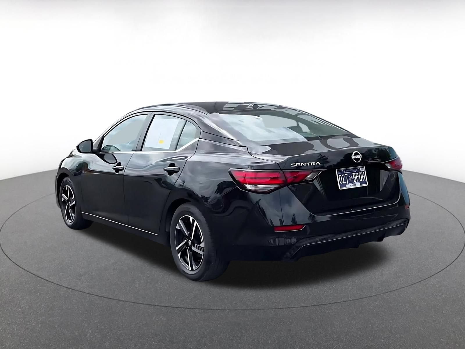 Thumbnail: 2025 Nissan Sentra - 11