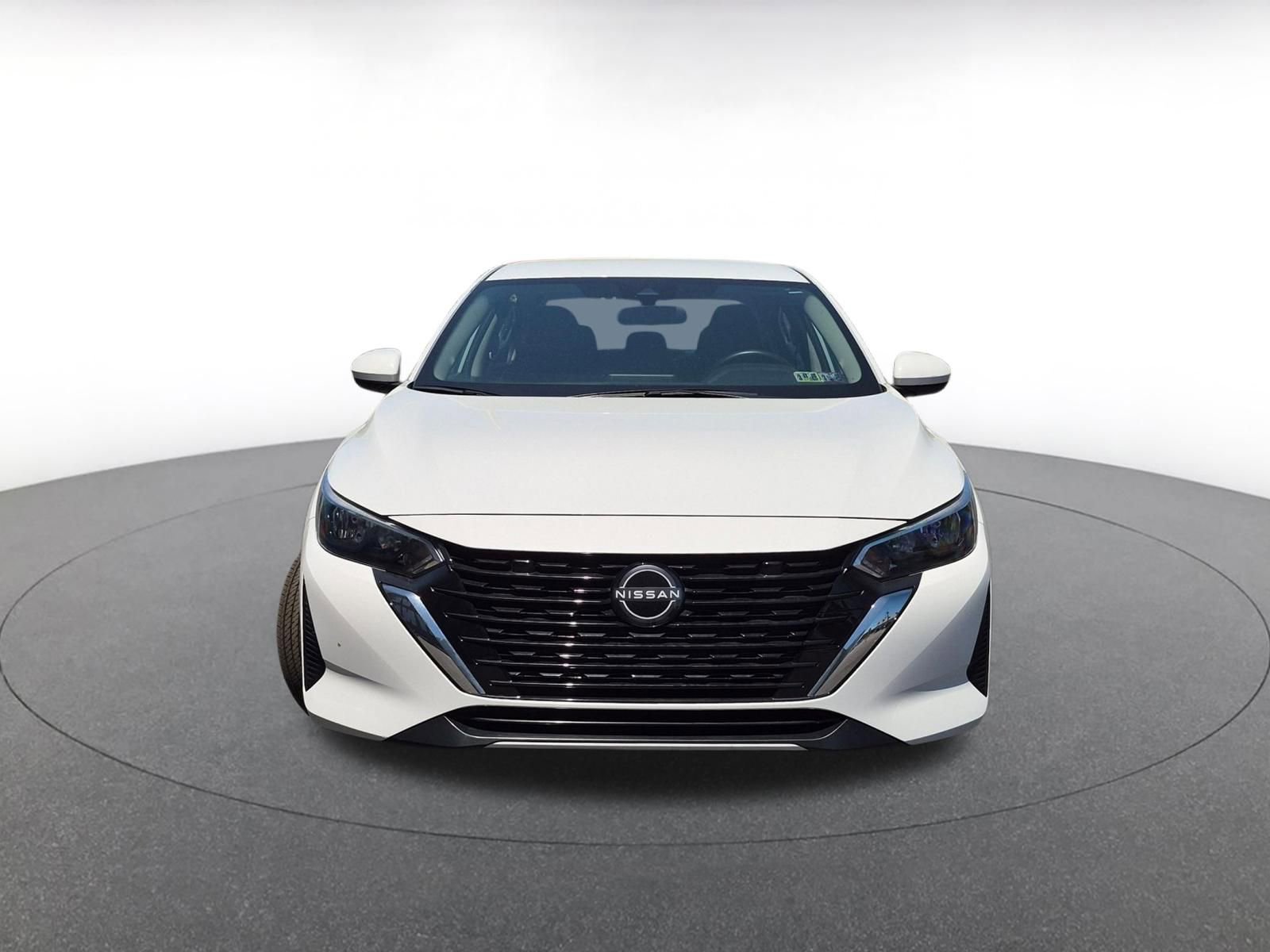 Thumbnail: 2025 Nissan Sentra - 2