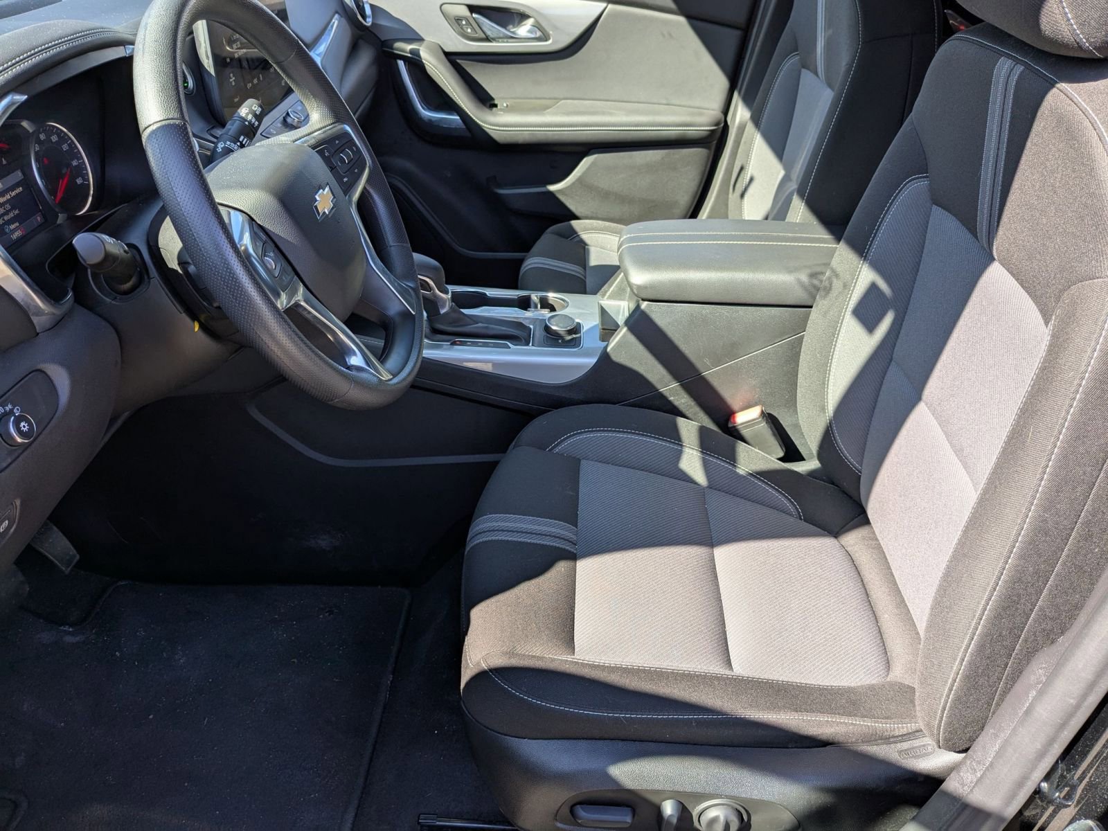 Thumbnail: 2025 Chevrolet Blazer - 21