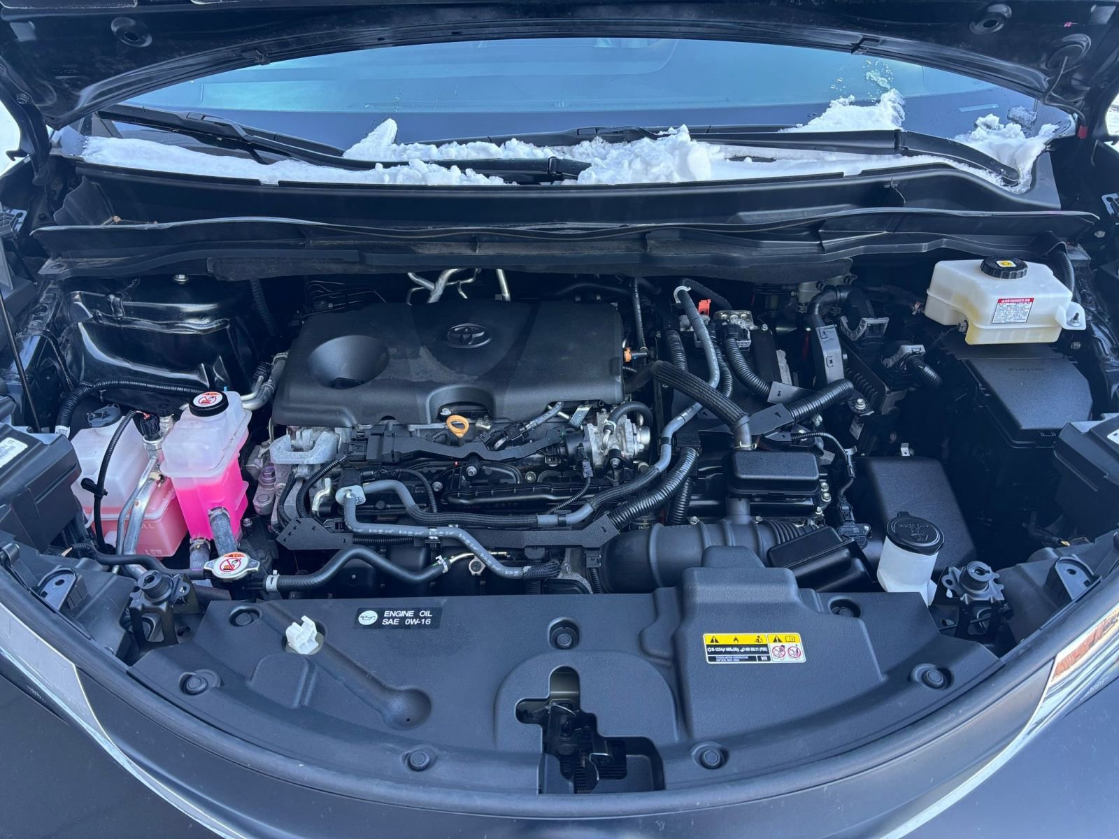 Thumbnail: 2024 Toyota Sienna - 32