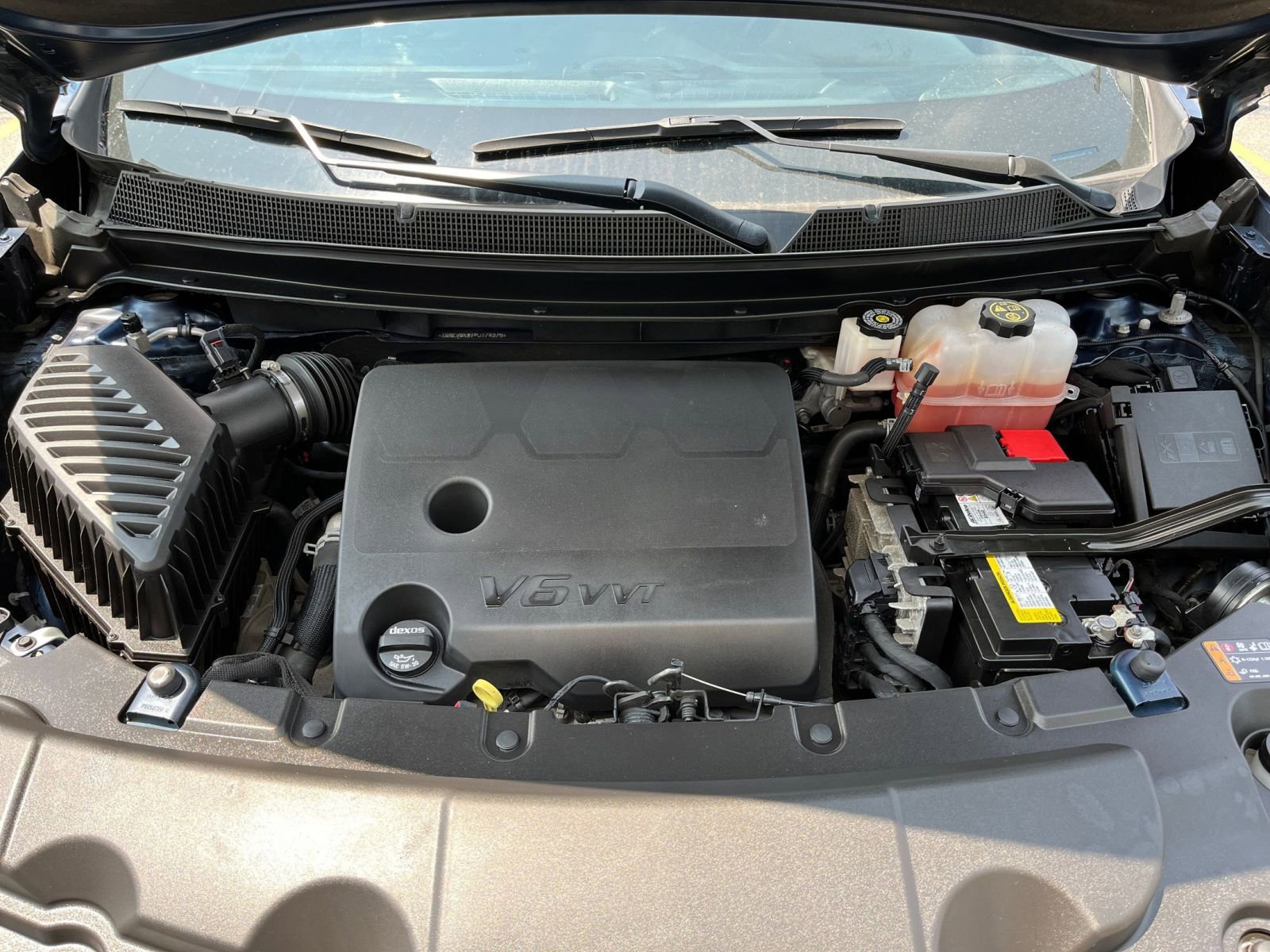 2023 Chevrolet Traverse LT 28