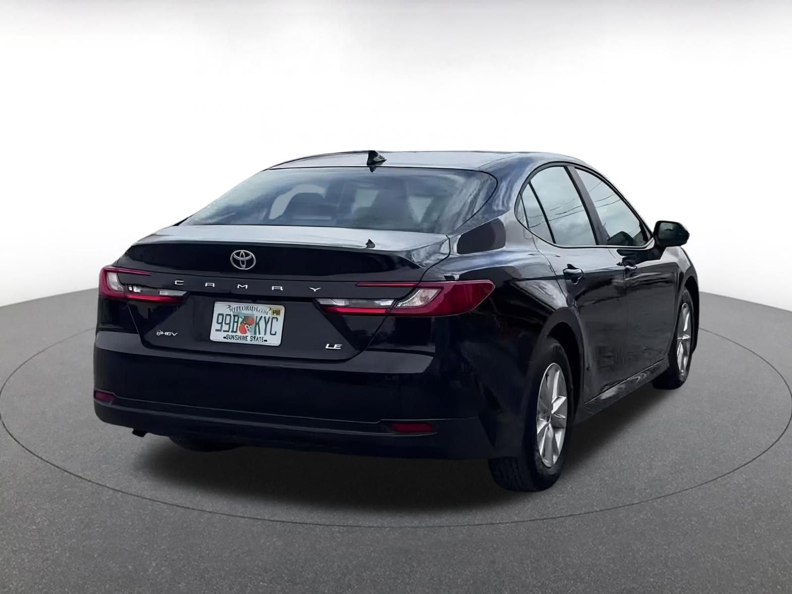 Thumbnail: 2025 Toyota Camry - 14