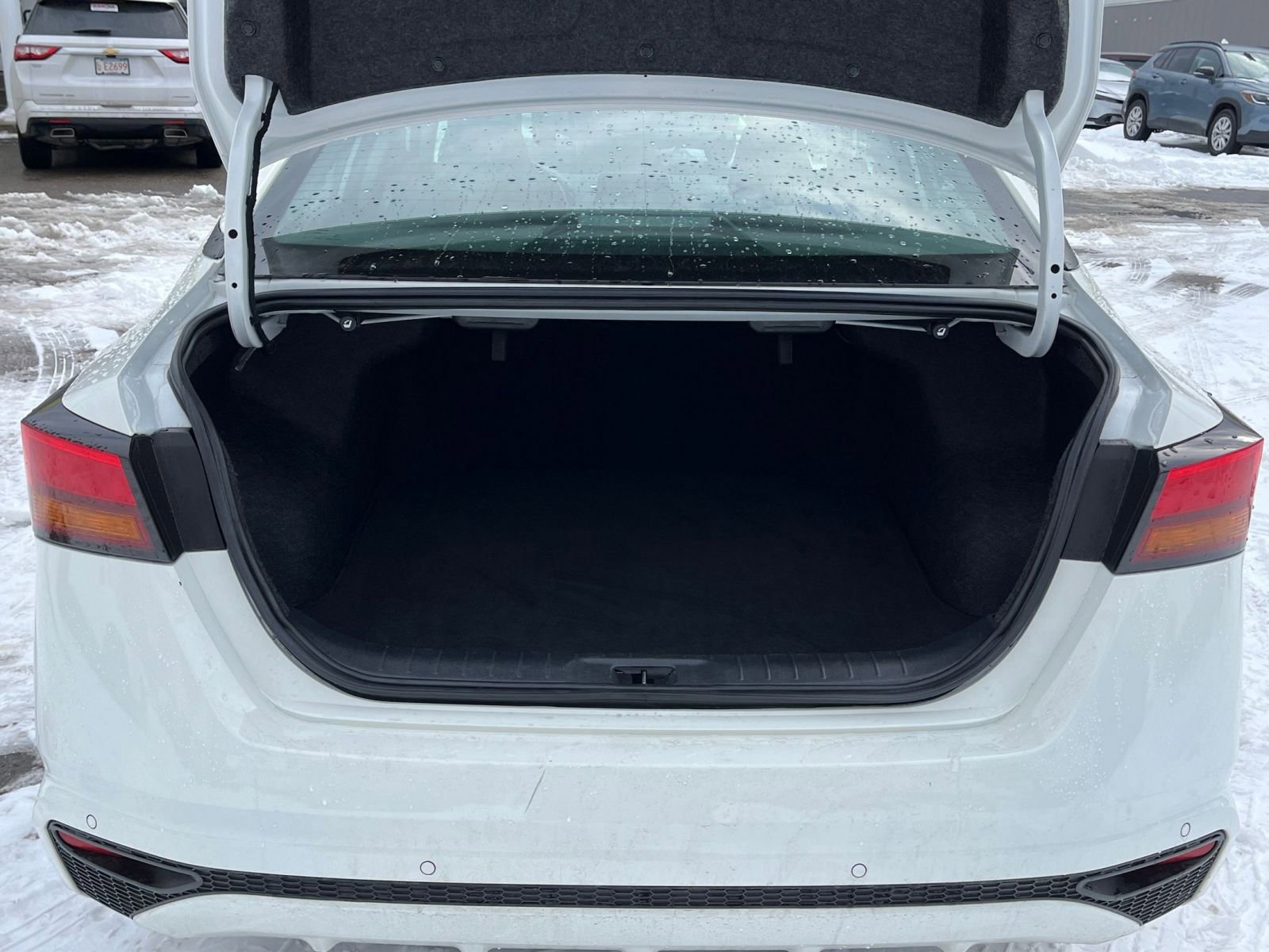 Thumbnail: 2025 Nissan Altima - 28