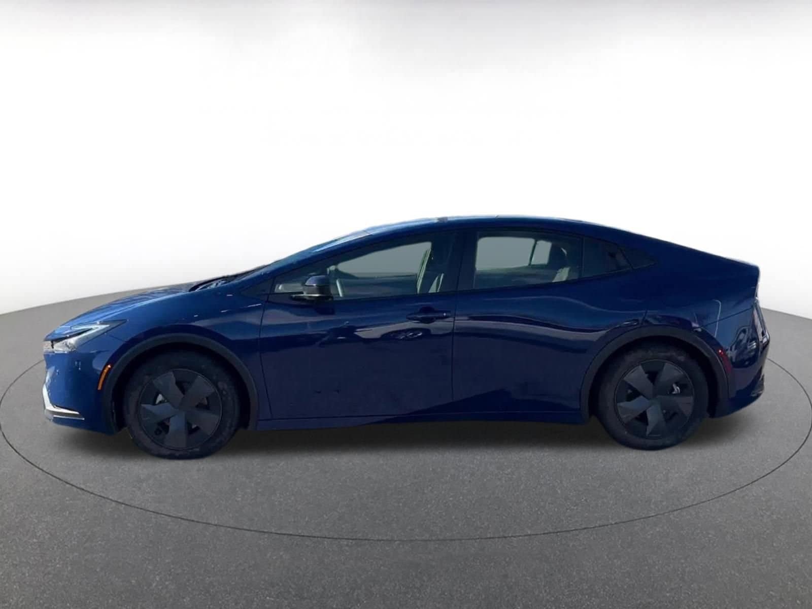 Thumbnail: 2025 Toyota Prius - 9