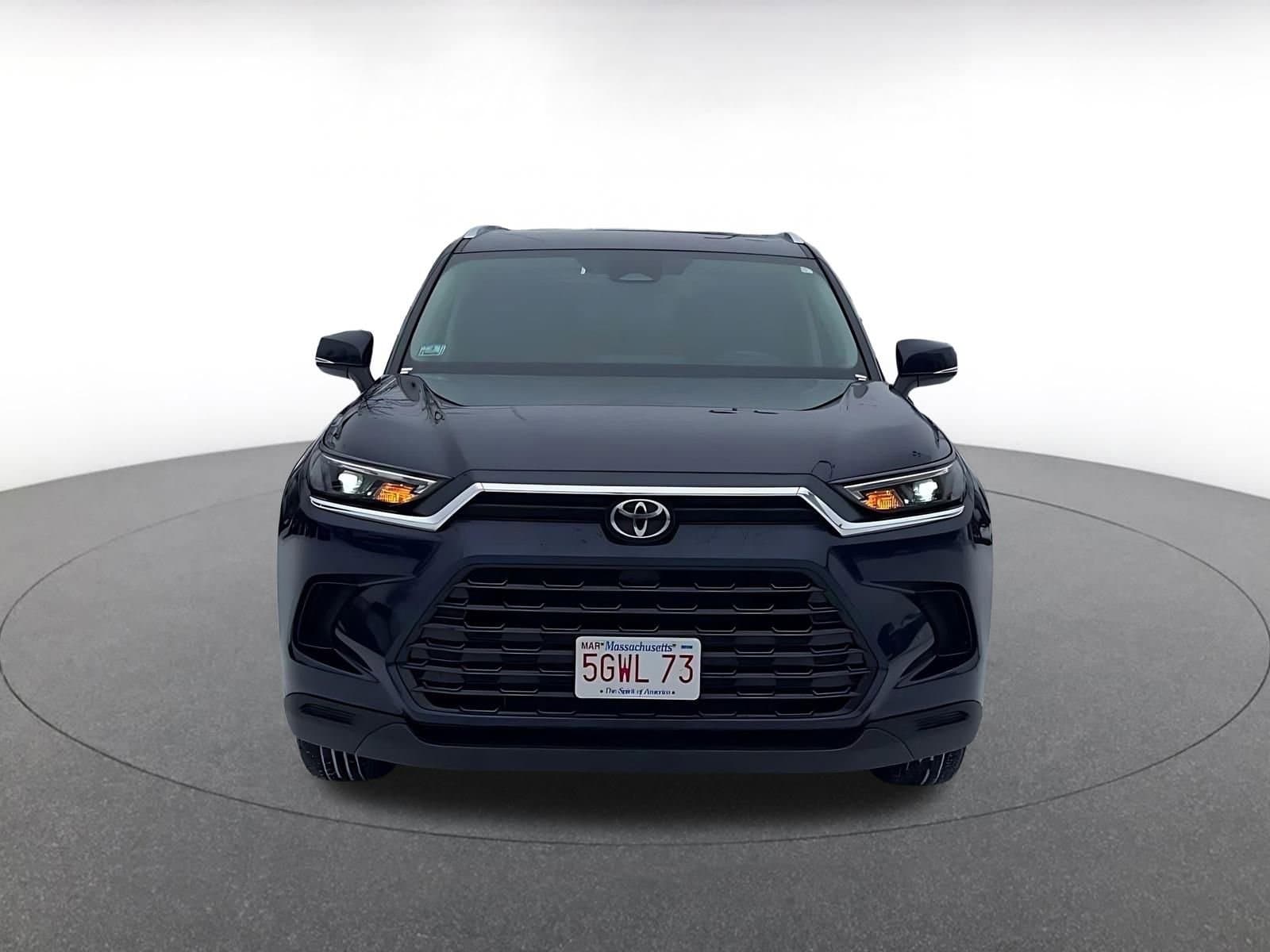 Thumbnail: 2025 Toyota Grand Highlander - 3