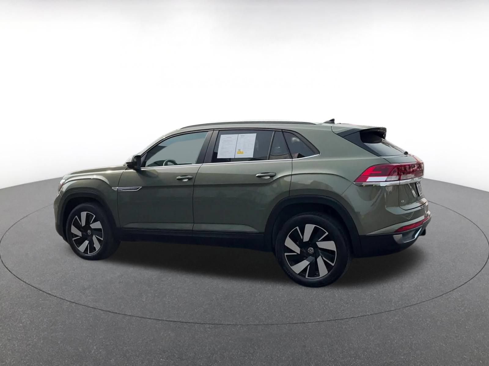 Thumbnail: 2026 Volkswagen Atlas - 10