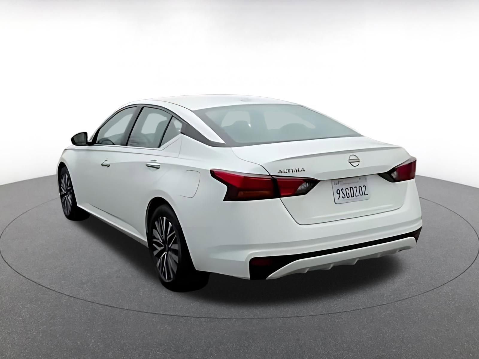 Thumbnail: 2025 Nissan Altima - 16
