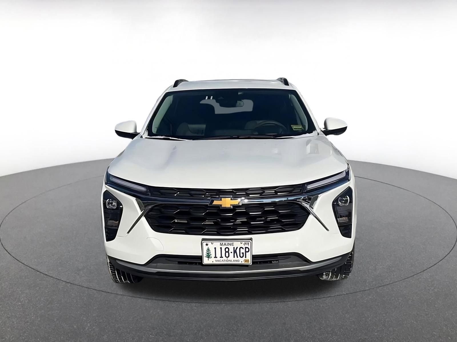 Thumbnail: 2025 Chevrolet Trax - 4