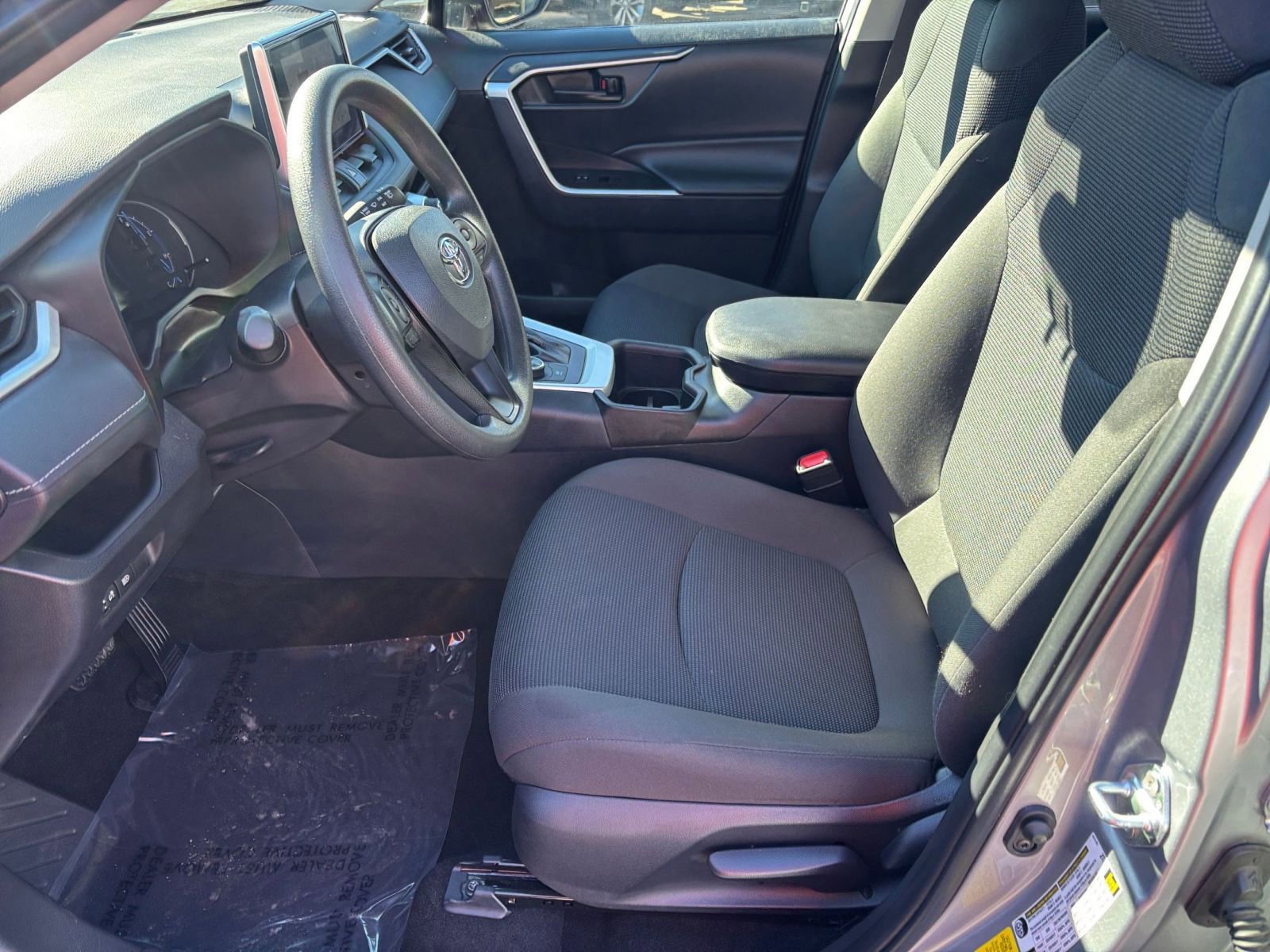 Thumbnail: 2025 Toyota RAV4 - 23