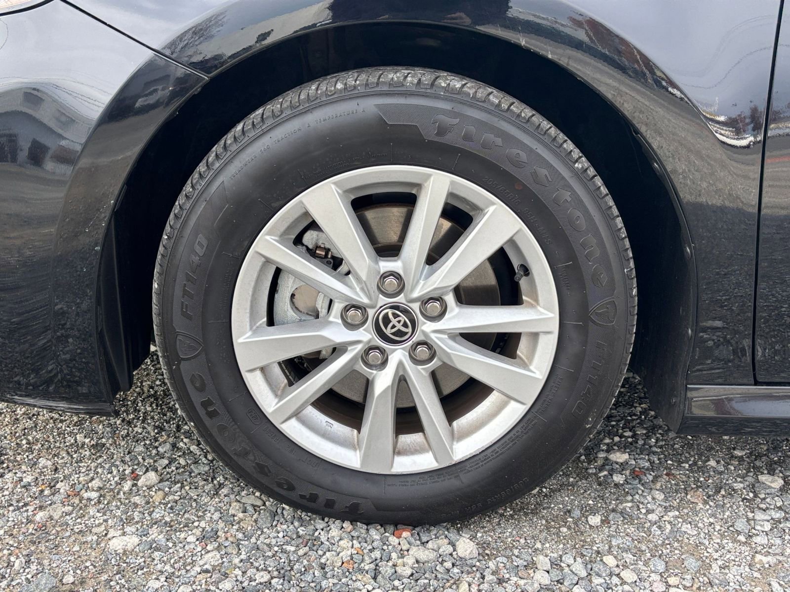 Thumbnail: 2025 Toyota Camry - 25