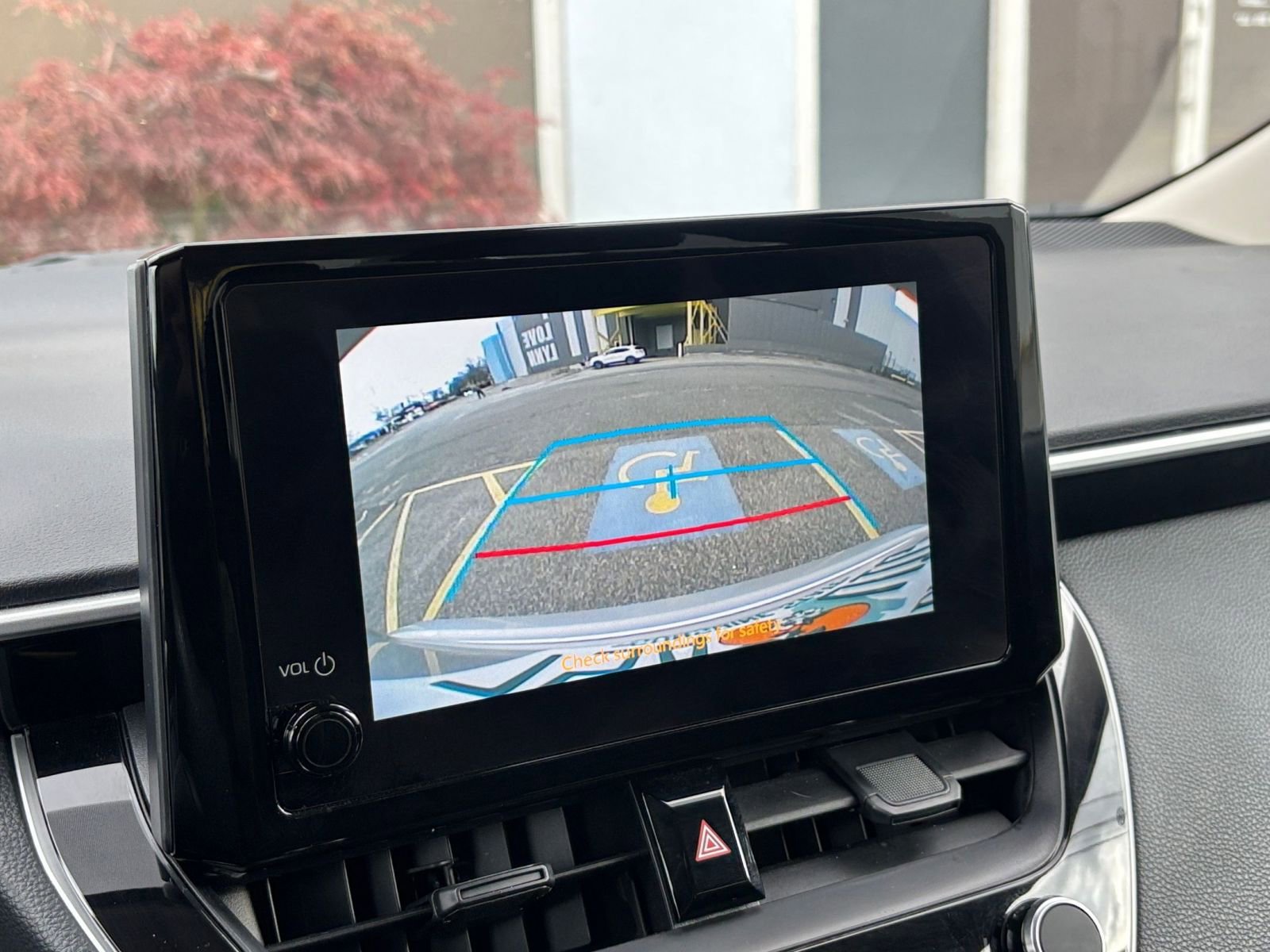 Thumbnail: 2025 Toyota Corolla - 17