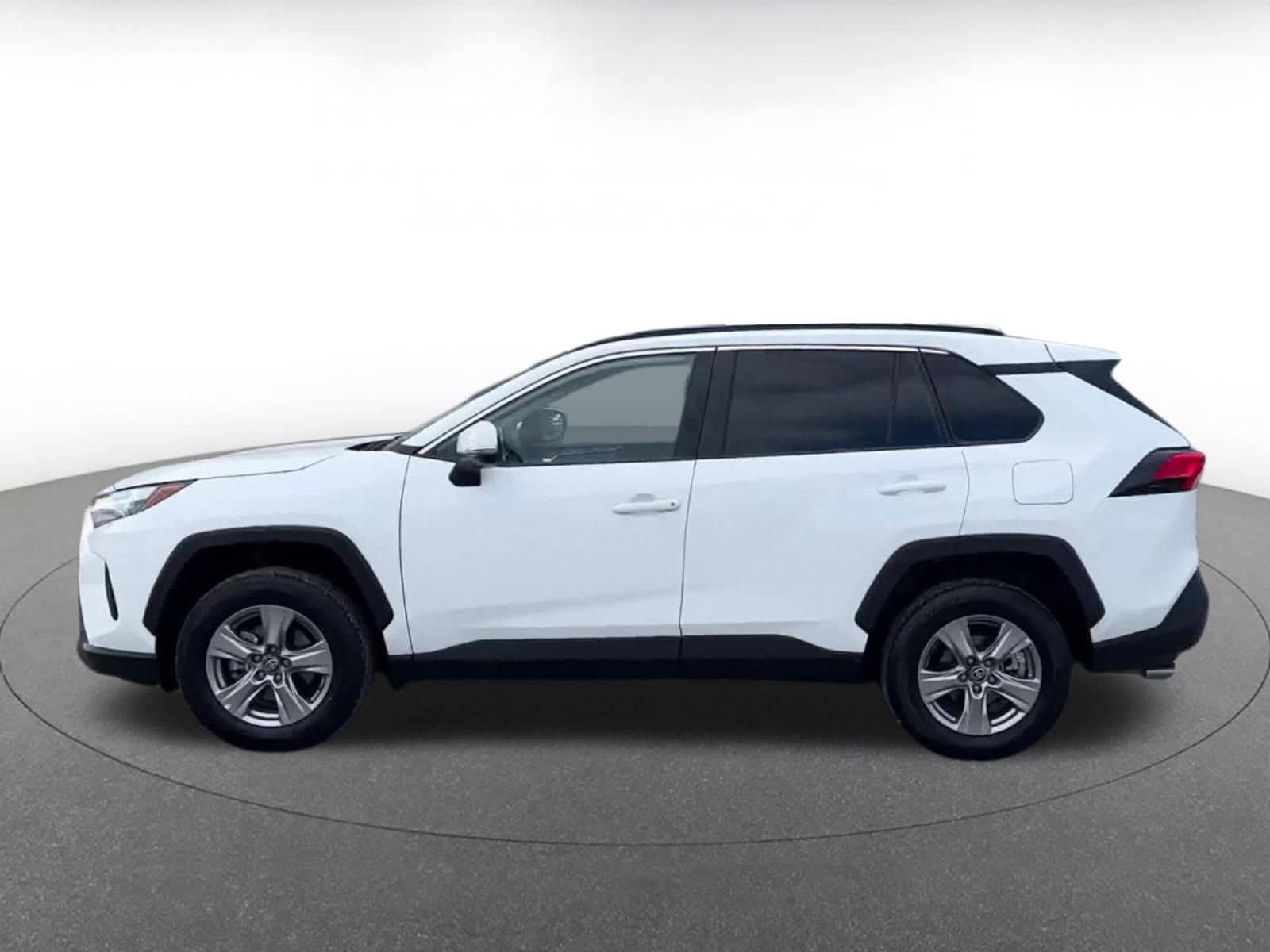 Thumbnail: 2025 Toyota RAV4 - 9