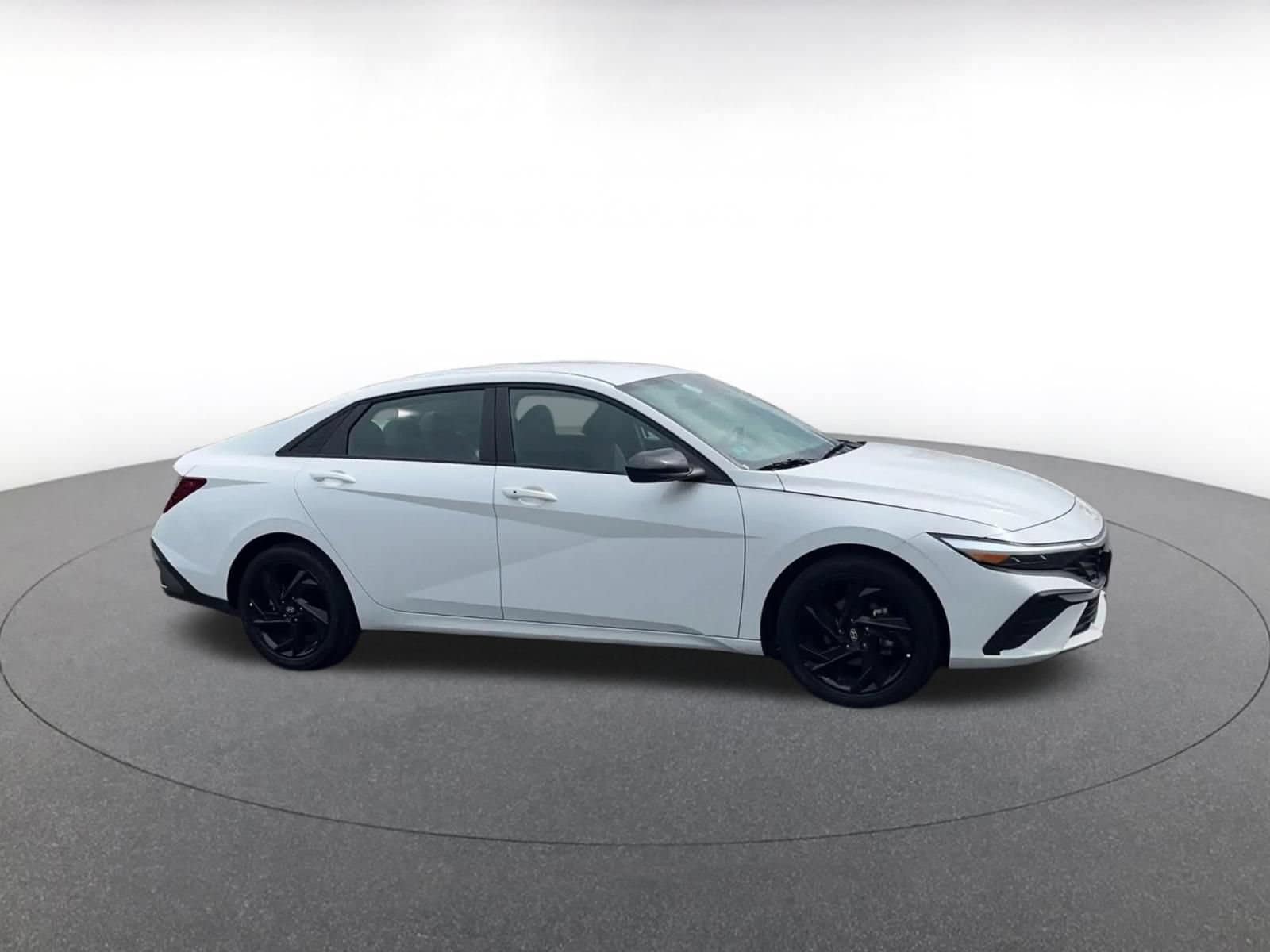 Thumbnail: 2026 Hyundai Elantra - 2