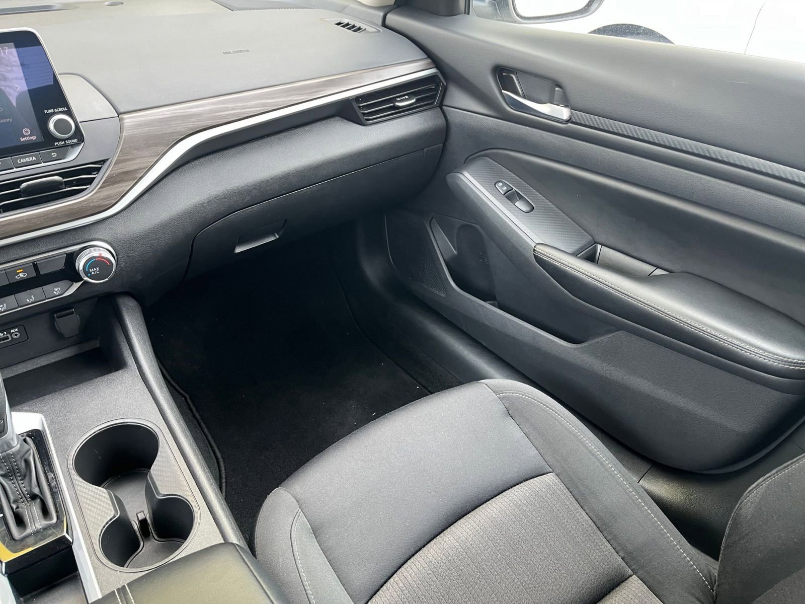 Thumbnail: 2025 Nissan Altima - 33