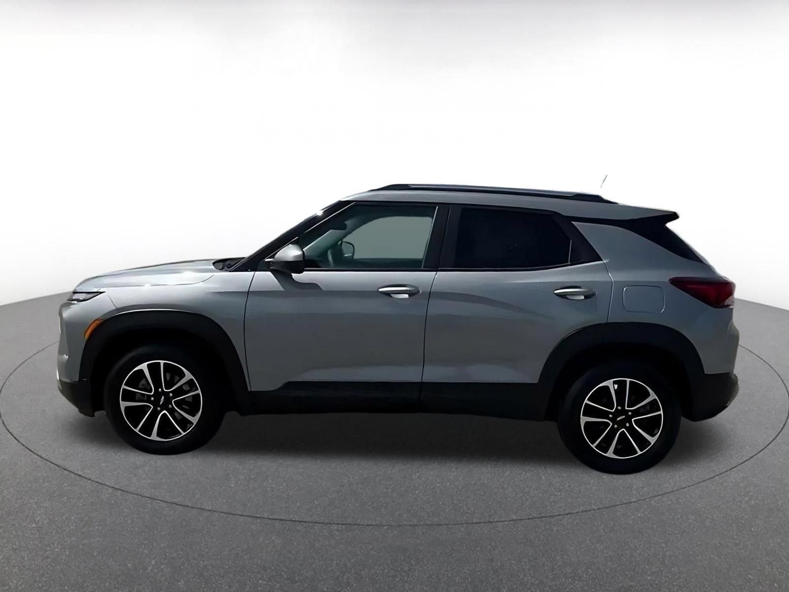 Thumbnail: 2025 Chevrolet TrailBlazer - 9
