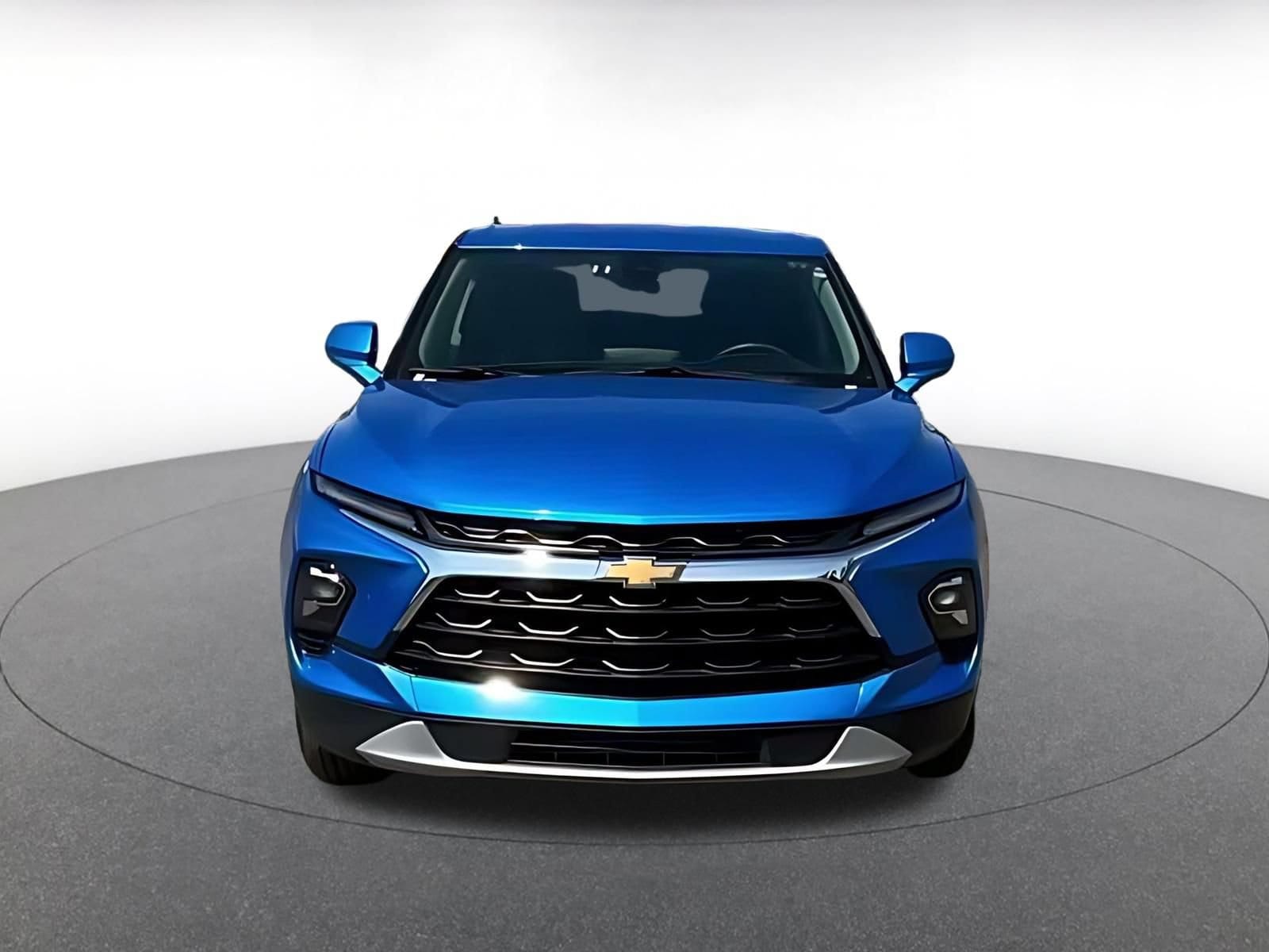 Thumbnail: 2026 Chevrolet Blazer - 3