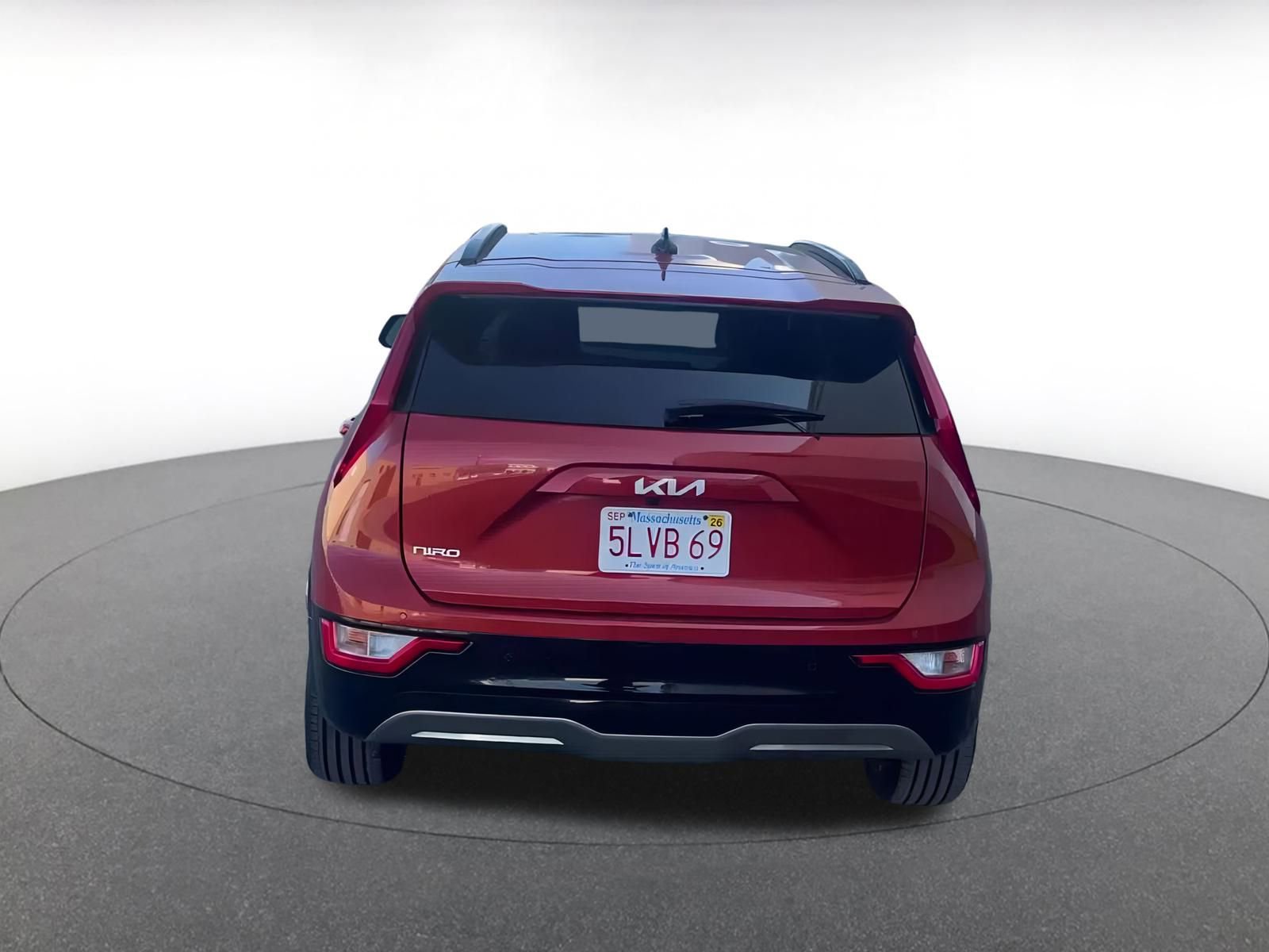 Thumbnail: 2023 Kia Niro - 12