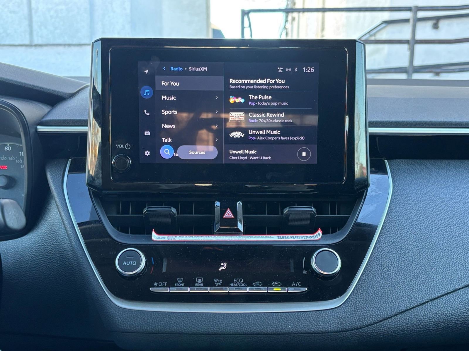 Thumbnail: 2025 Toyota Corolla - 18