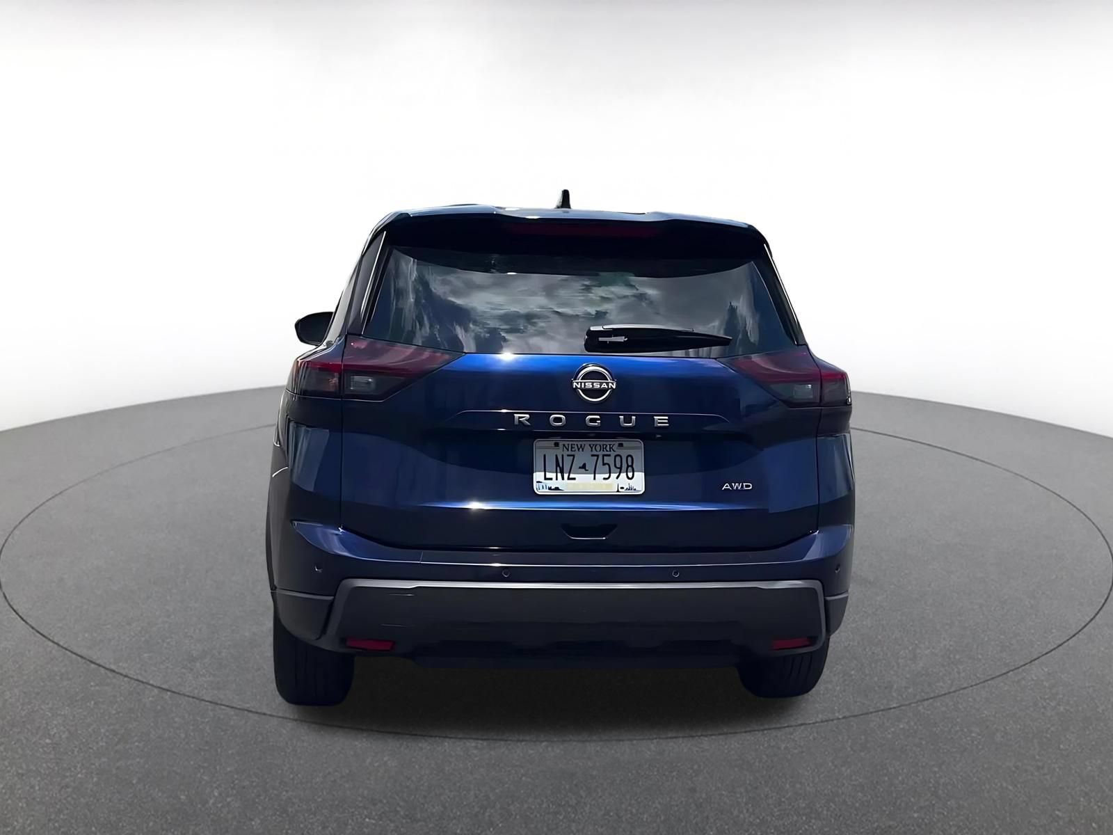Thumbnail: 2025 Nissan Rogue - 12