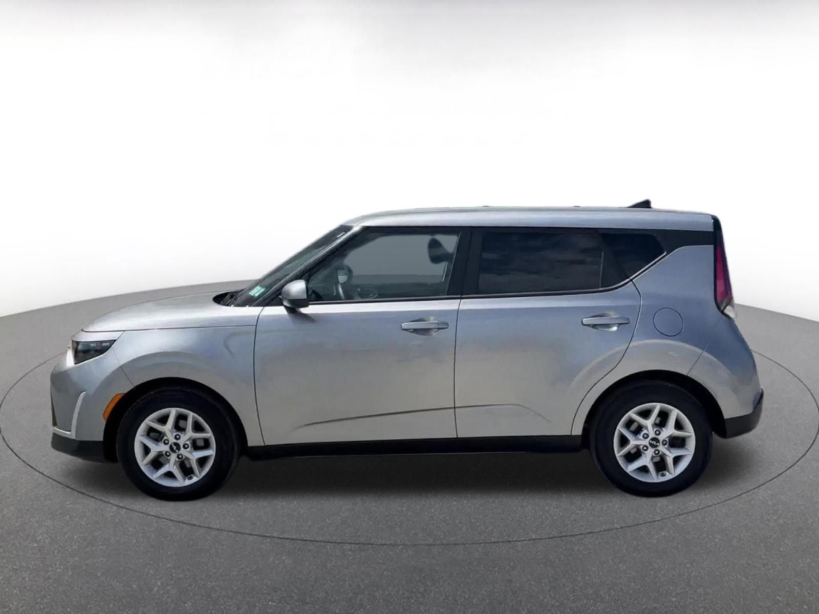 Thumbnail: 2024 Kia Soul - 8