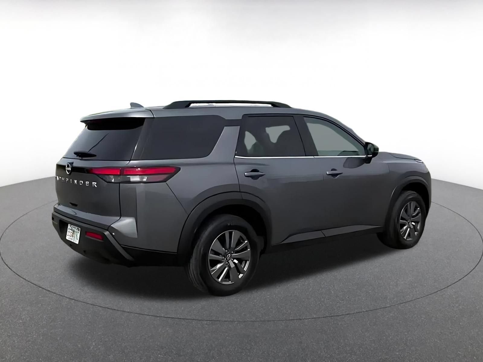 Thumbnail: 2025 Nissan Pathfinder - 12
