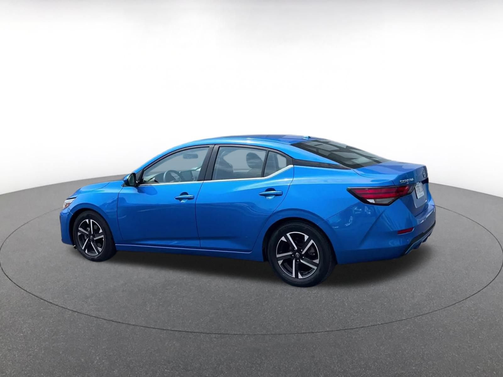 Thumbnail: 2025 Nissan Sentra - 10