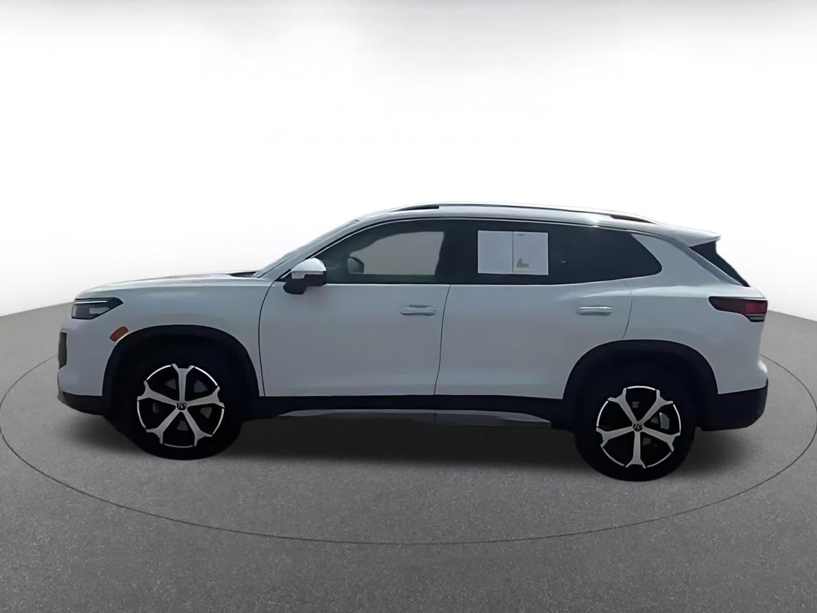 Thumbnail: 2026 Volkswagen Tiguan - 10