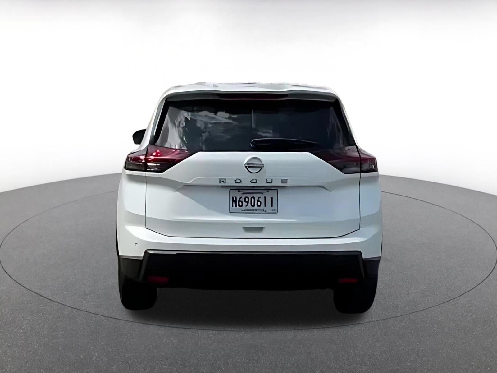 Thumbnail: 2026 Nissan Rogue - 12