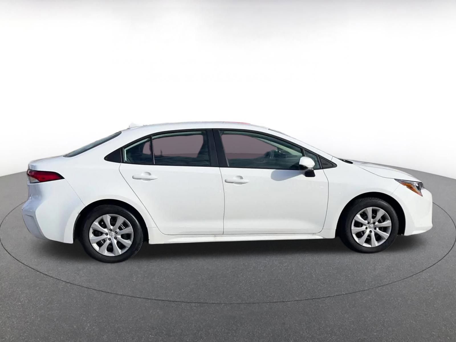 Thumbnail: 2025 Toyota Corolla - 16