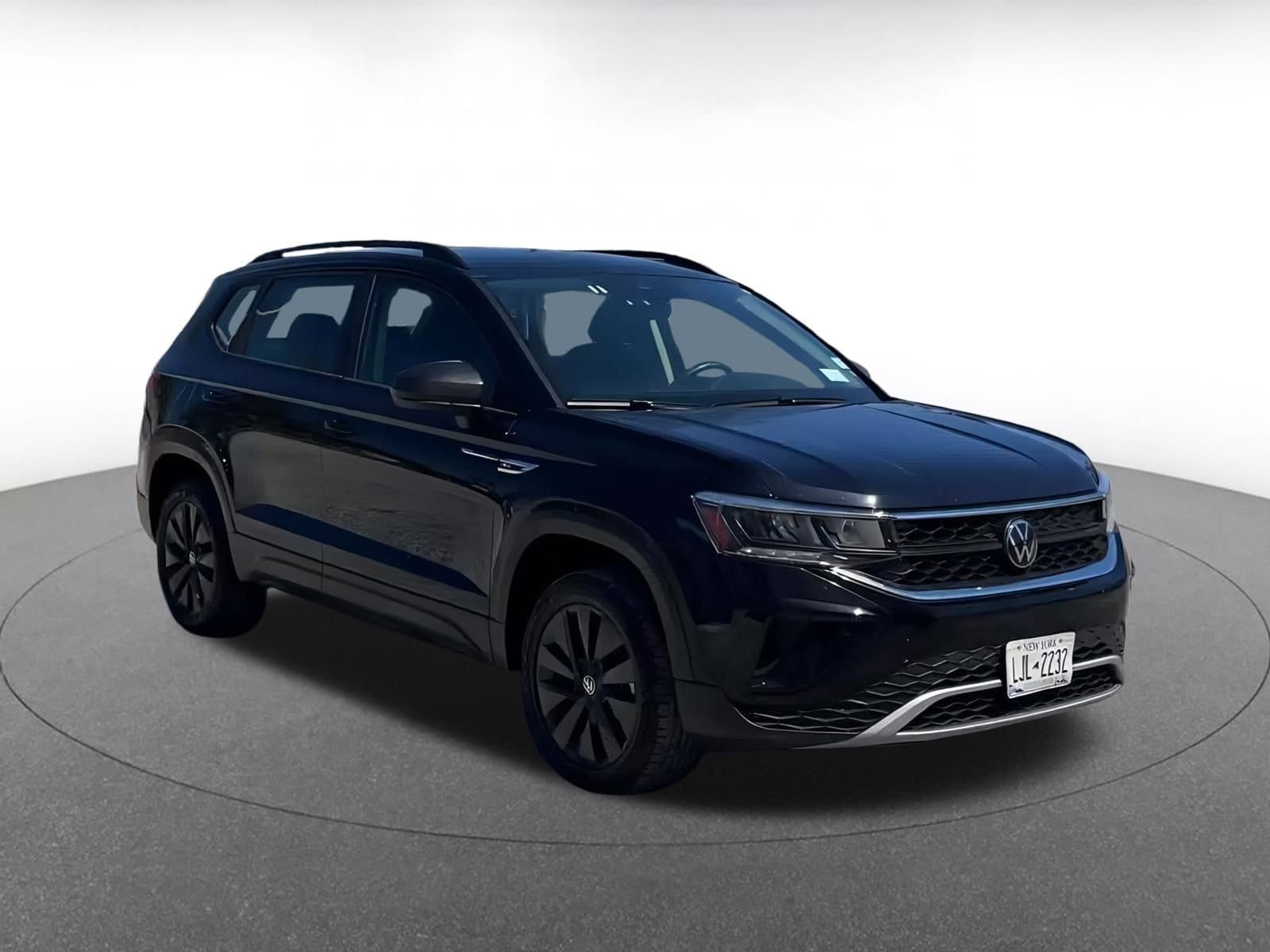 Thumbnail: 2024 Volkswagen Taos - 2