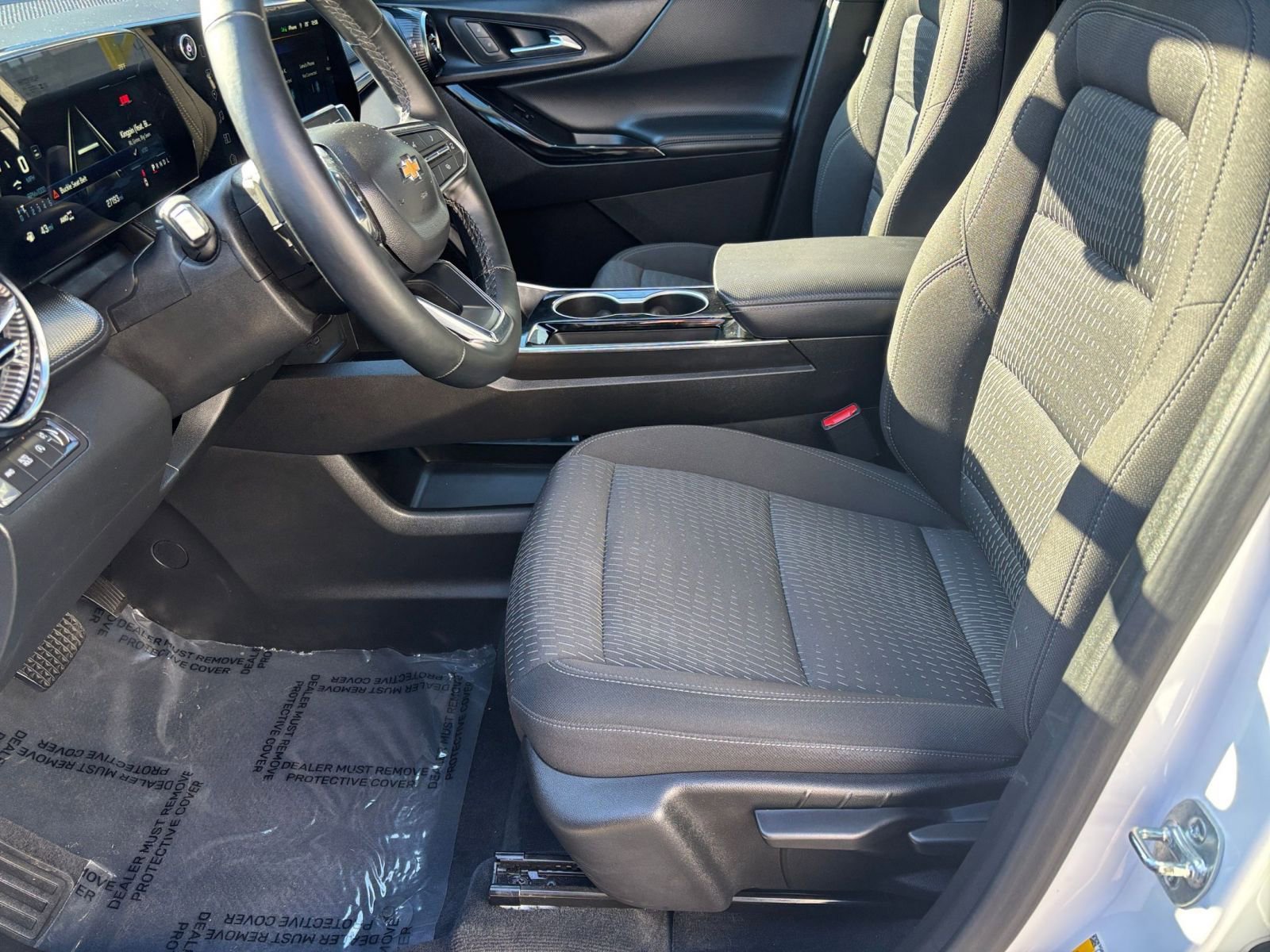 Thumbnail: 2025 Chevrolet Equinox - 23