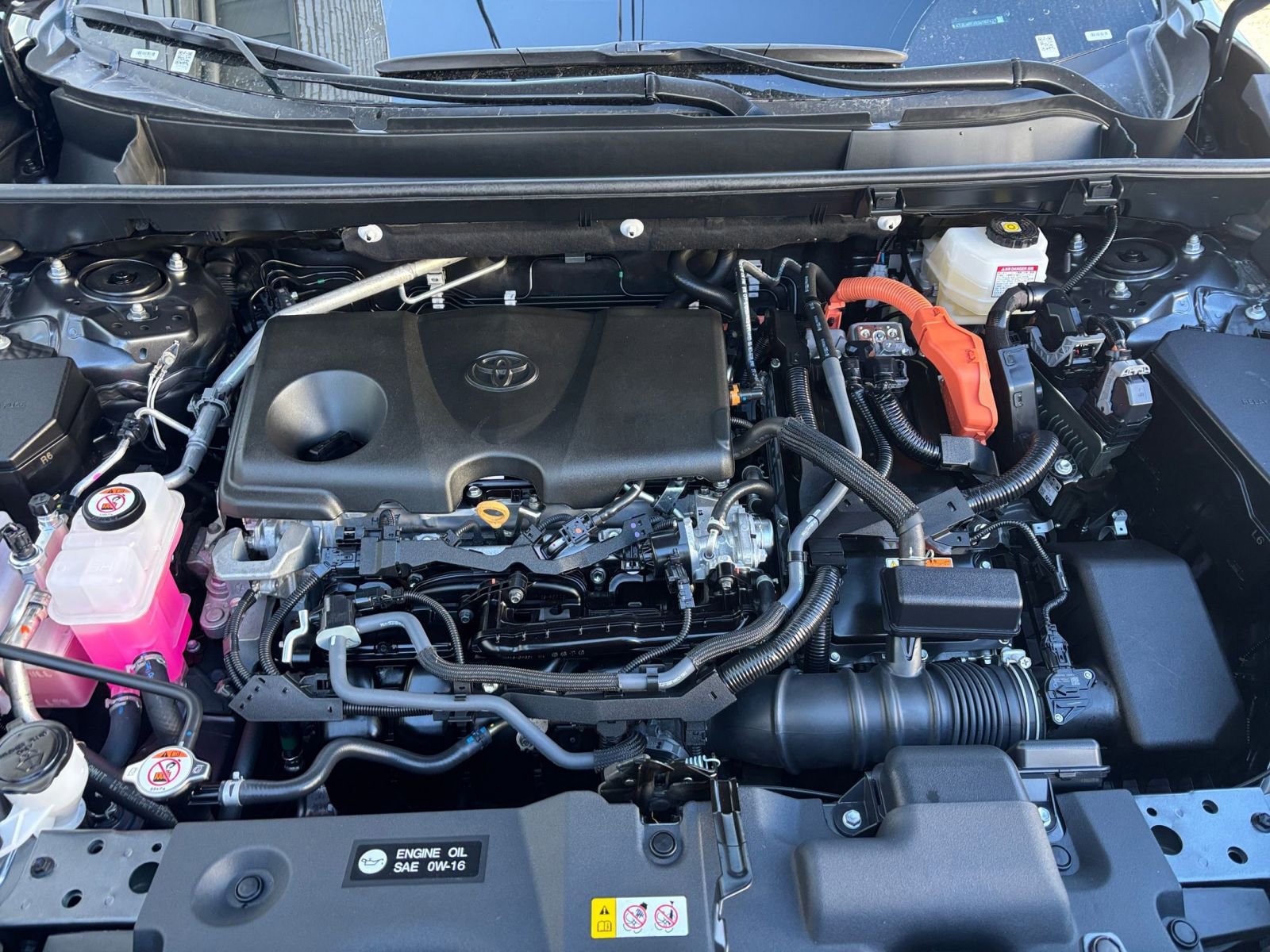 Thumbnail: 2025 Toyota RAV4 - 28