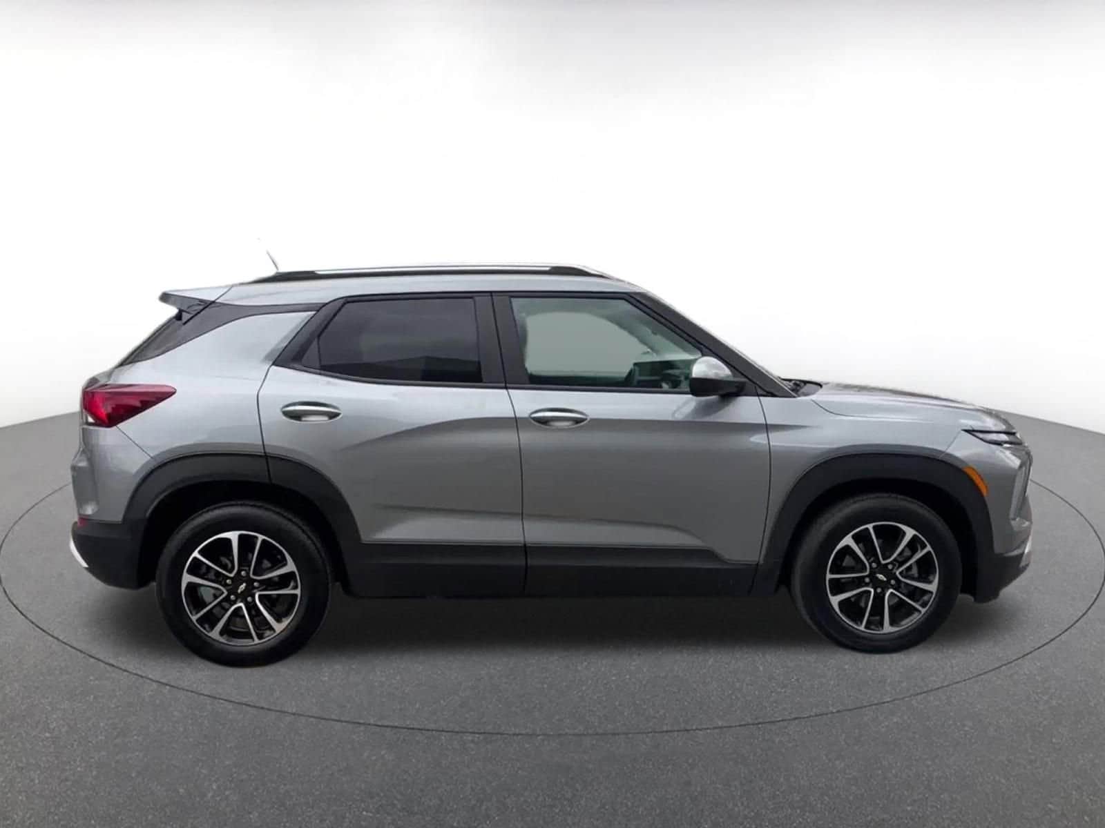 Thumbnail: 2025 Chevrolet TrailBlazer - 16