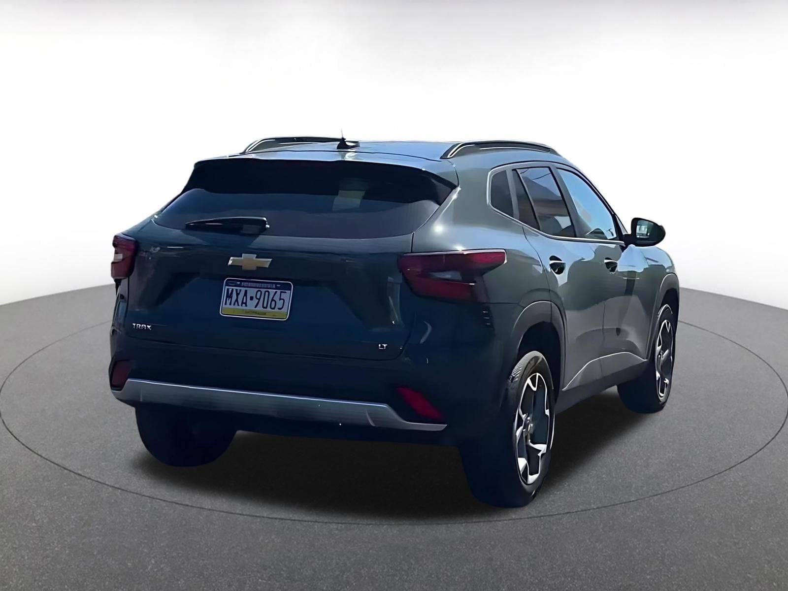 Thumbnail: 2025 Chevrolet Trax - 14