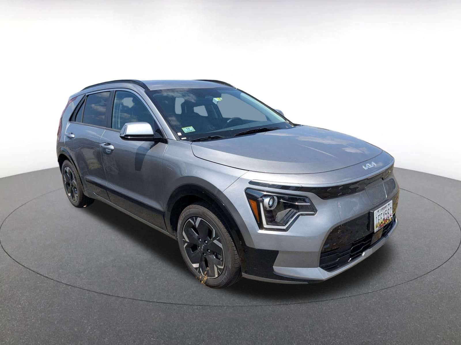Thumbnail: 2023 Kia Niro - 1