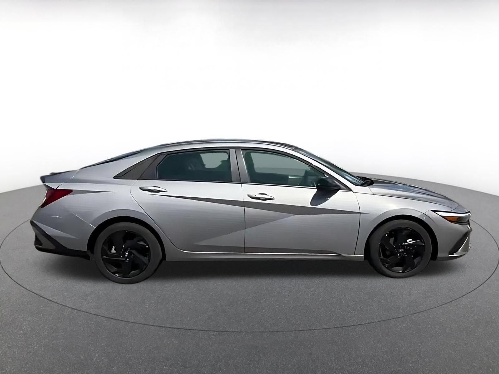 Thumbnail: 2026 Hyundai Elantra - 15
