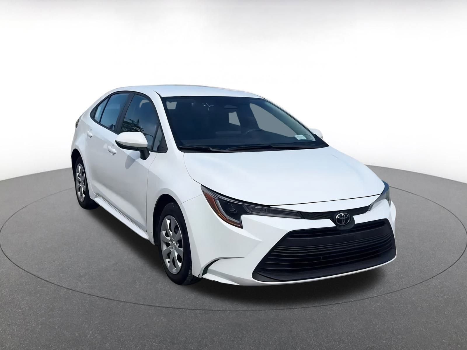 Thumbnail: 2024 Toyota Corolla - 3