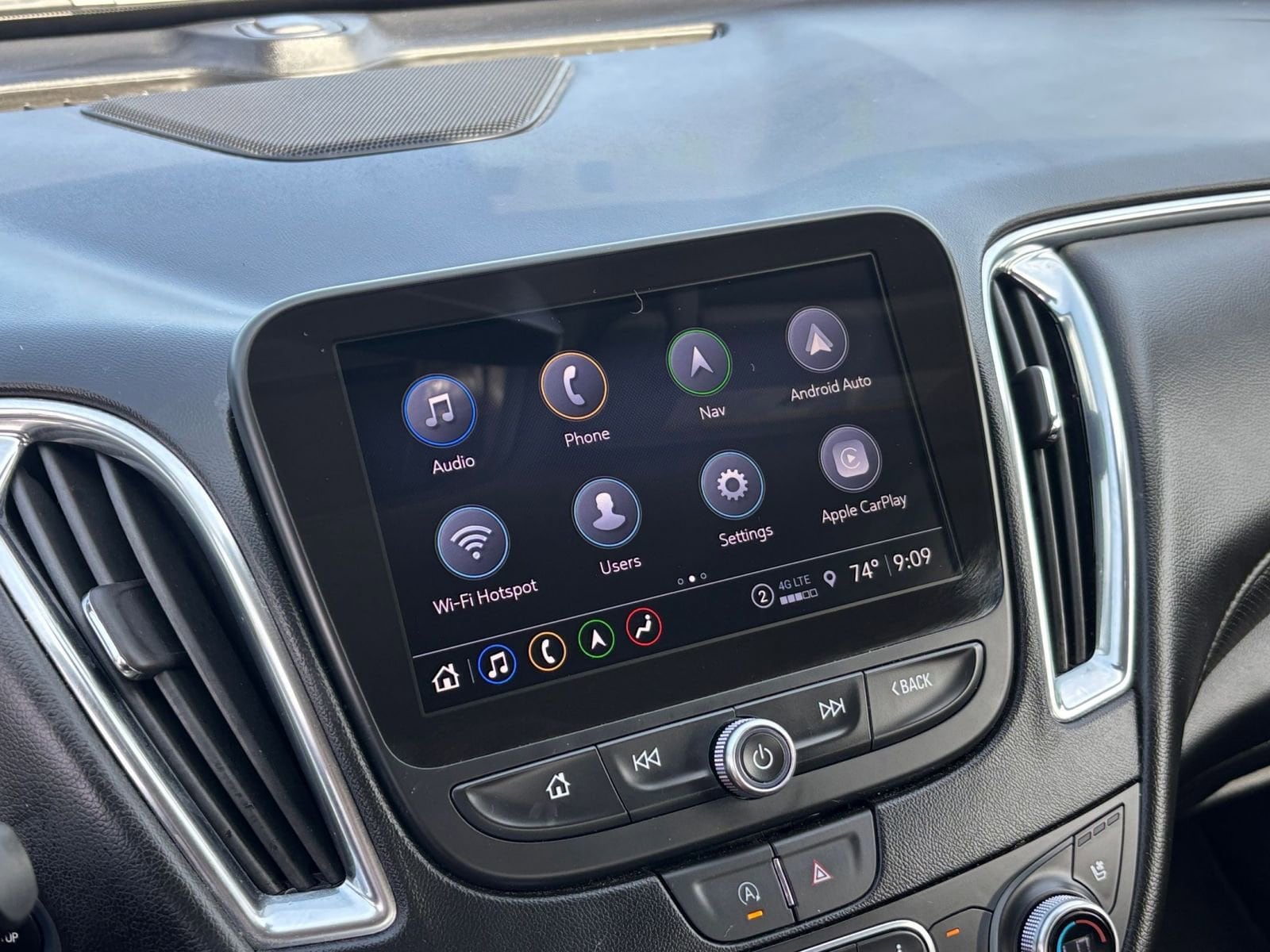 Thumbnail: 2024 Chevrolet Malibu - 20