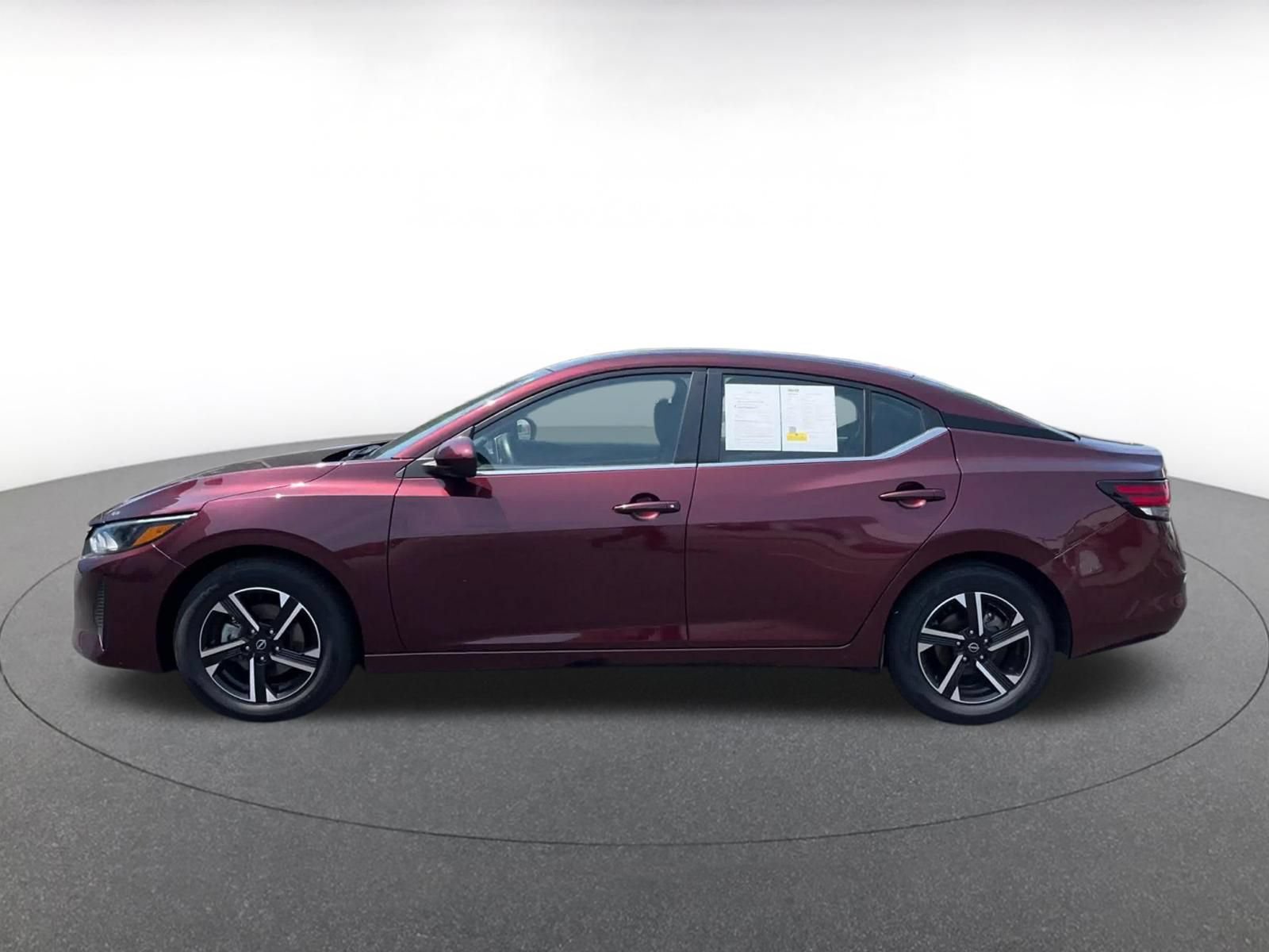 Thumbnail: 2025 Nissan Sentra - 9